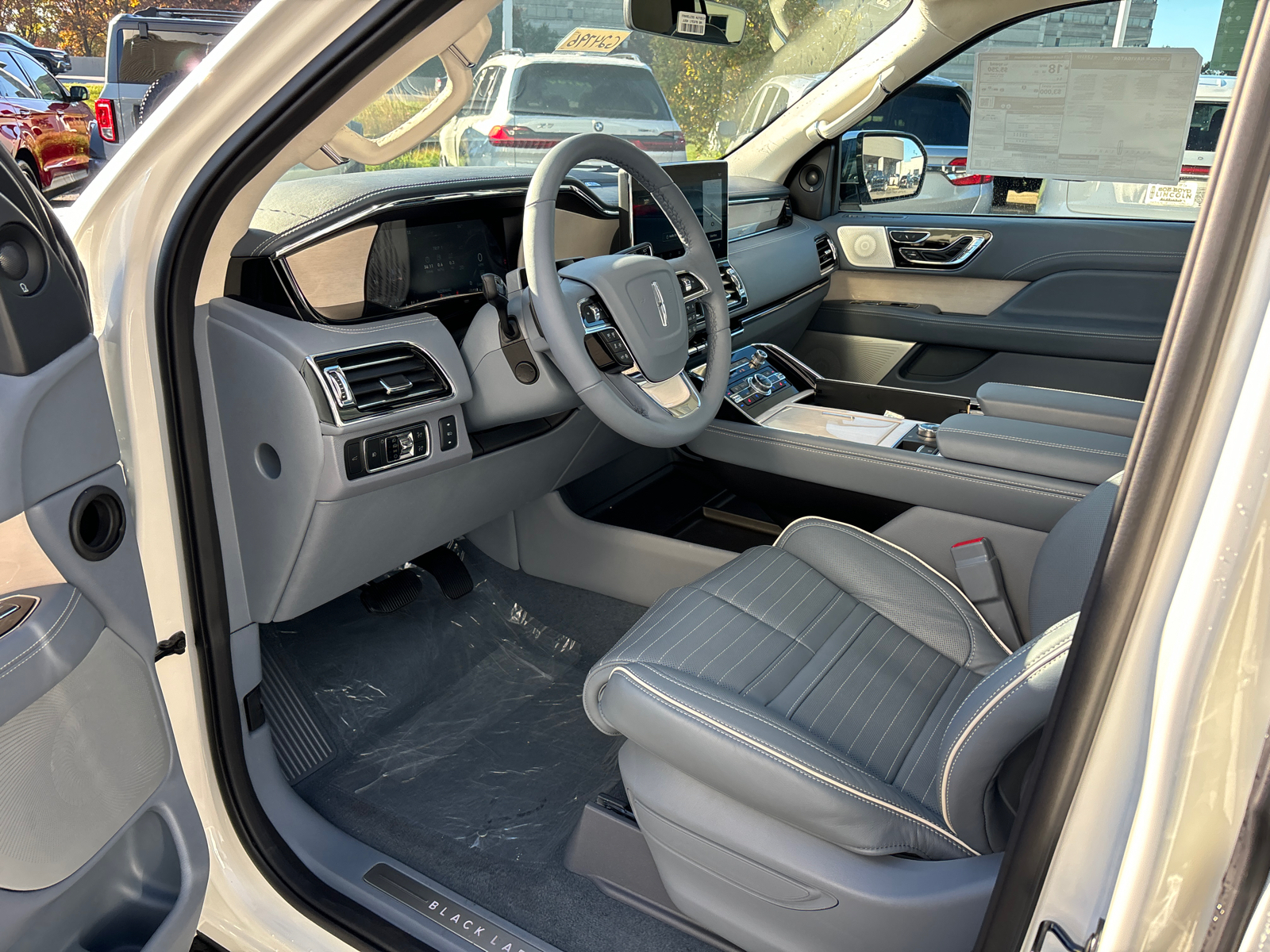 2024 Lincoln Navigator L Black Label 24