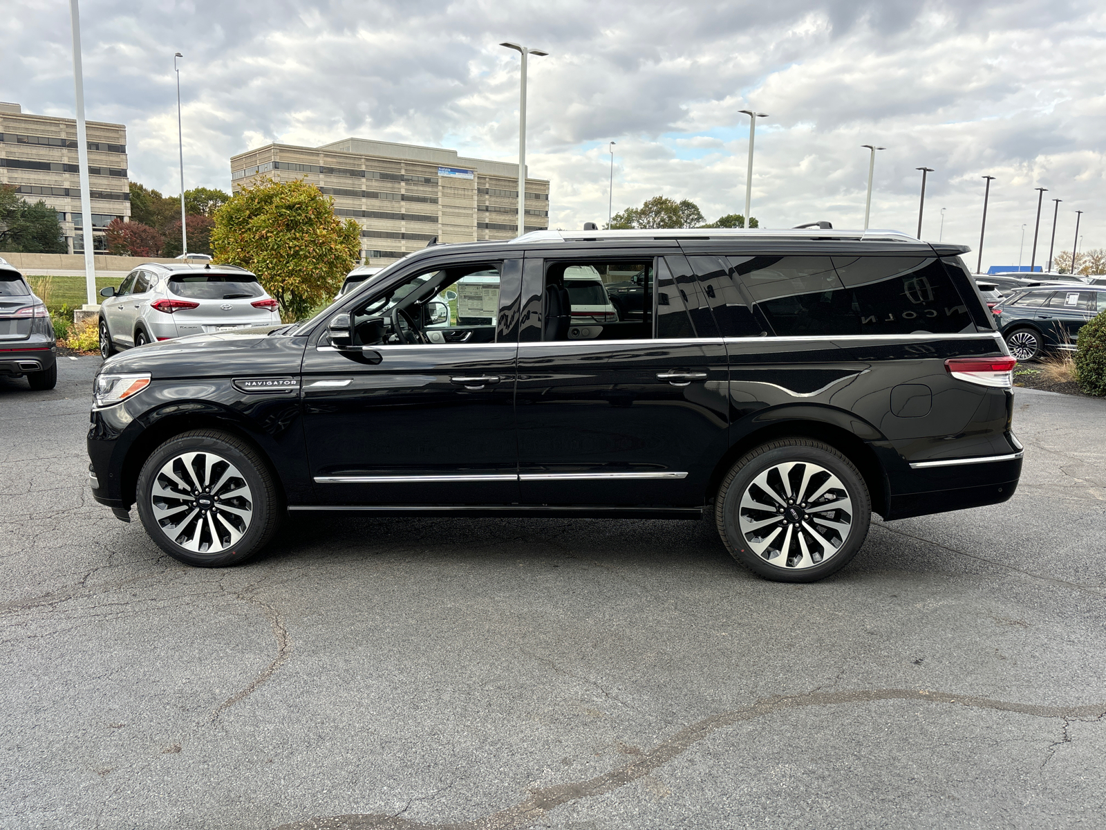 2024 Lincoln Navigator L Reserve 4