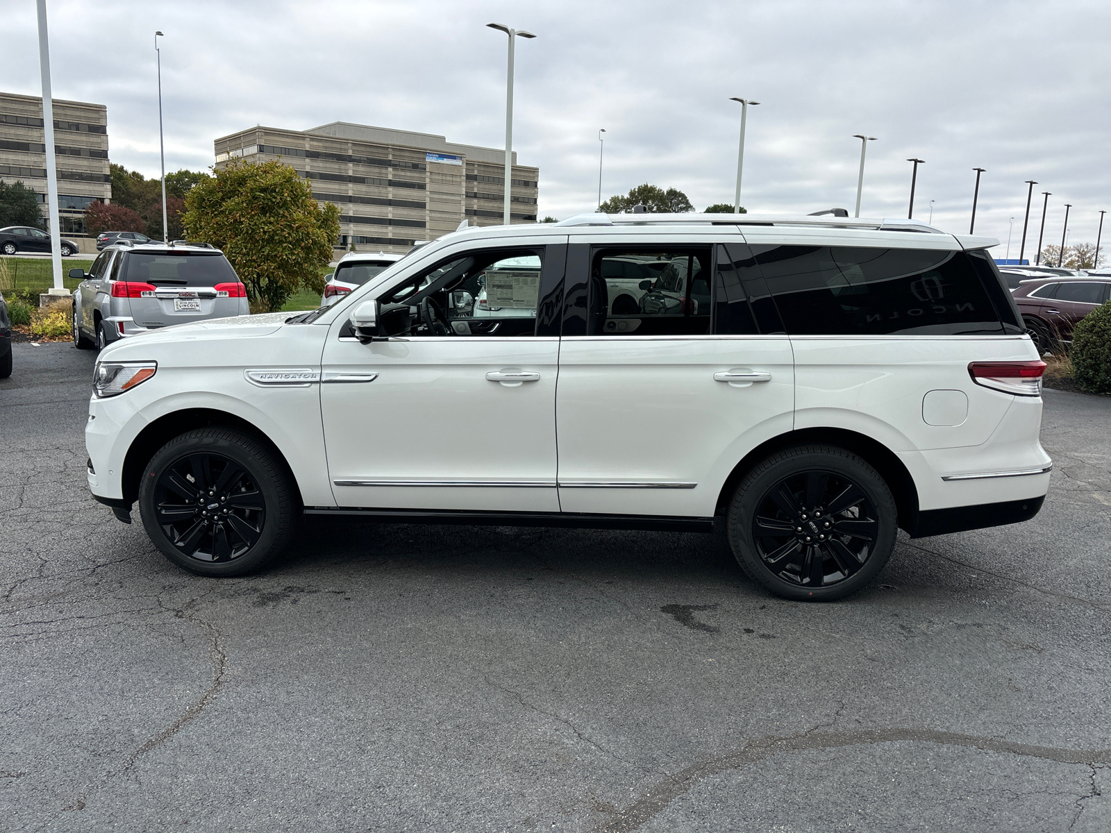 2024 Lincoln Navigator Reserve 4