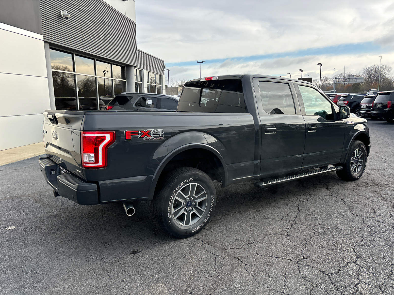 2016 Ford F-150  7