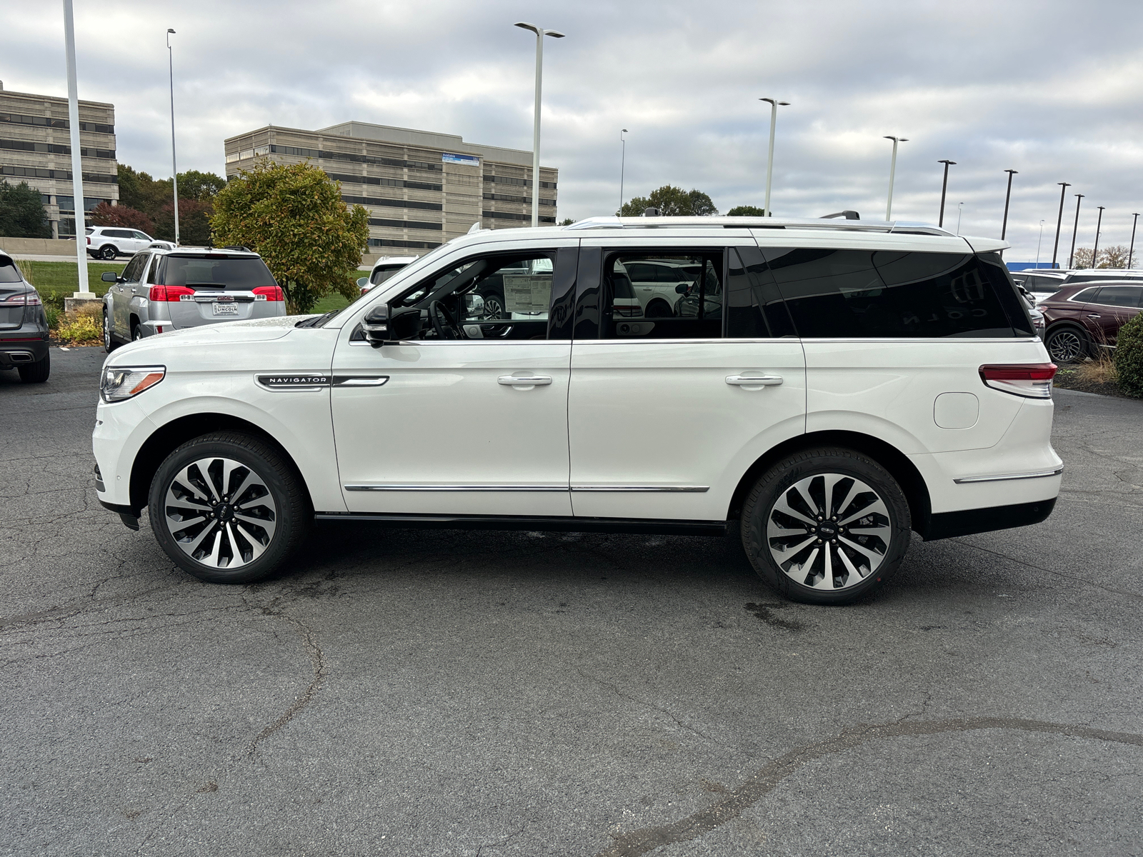 2024 Lincoln Navigator Reserve 4