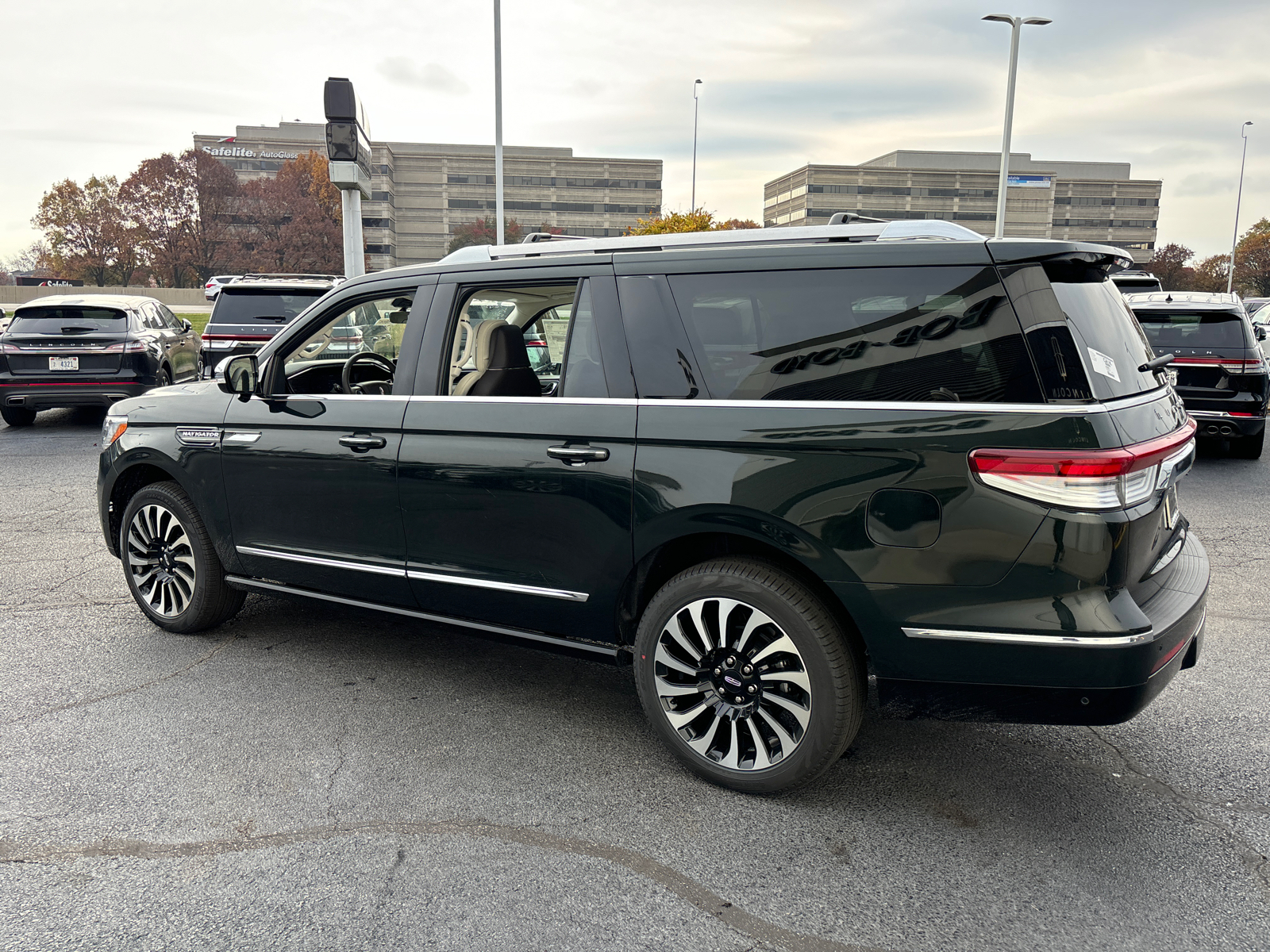 2024 Lincoln Navigator L Black Label 5