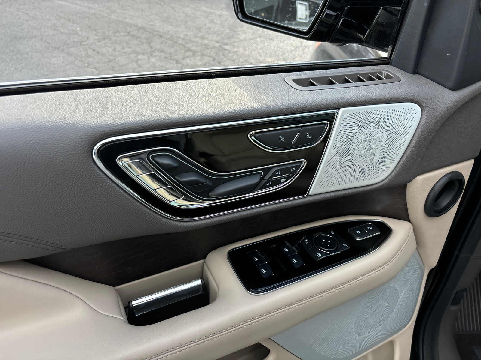 2024 Lincoln Navigator L Reserve 12