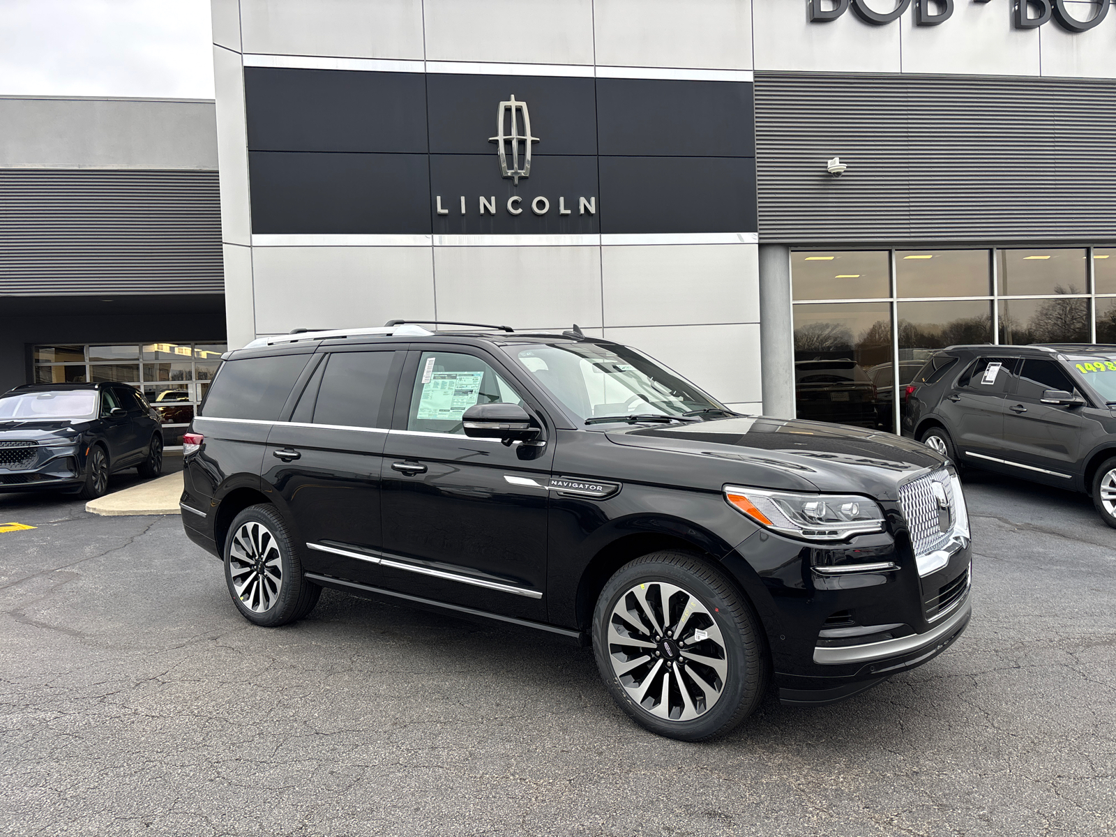 2024 Lincoln Navigator Black Label 1