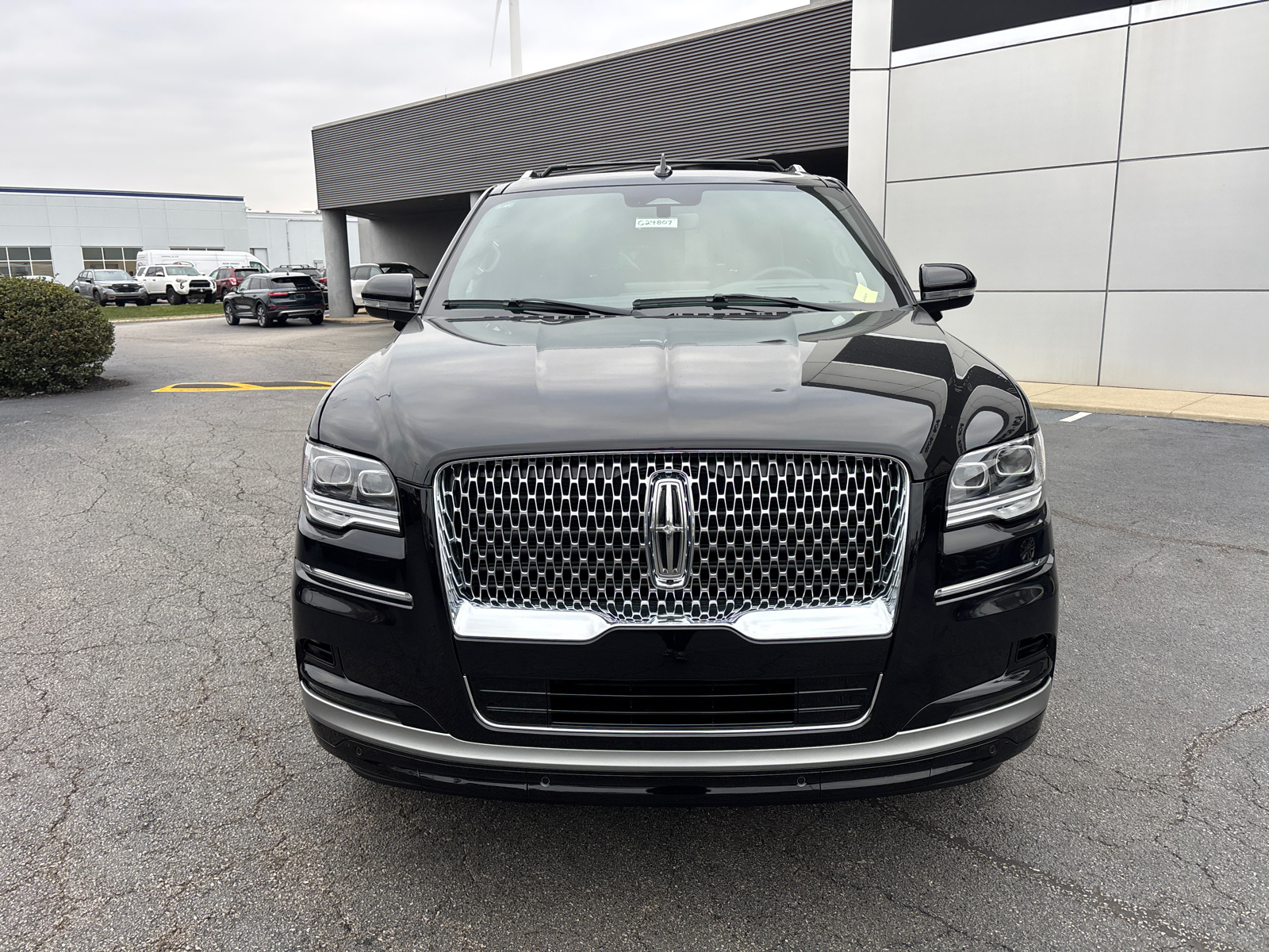 2024 Lincoln Navigator Black Label 2