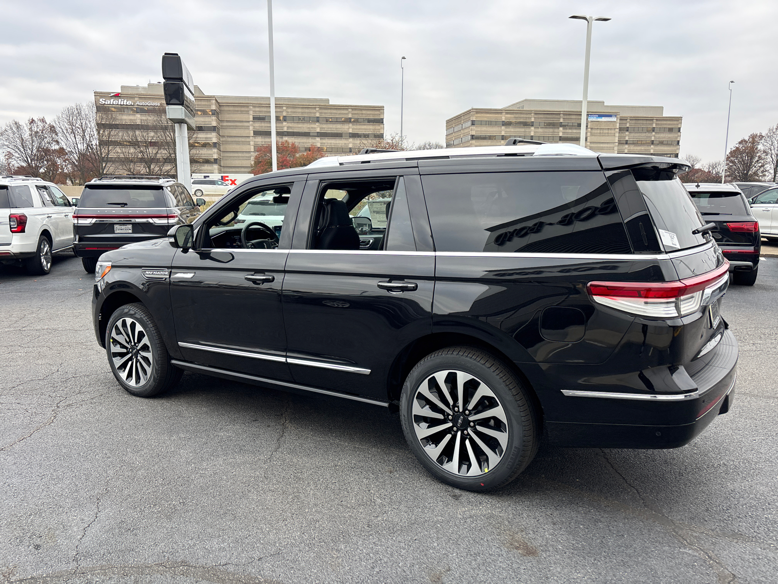 2024 Lincoln Navigator Black Label 5