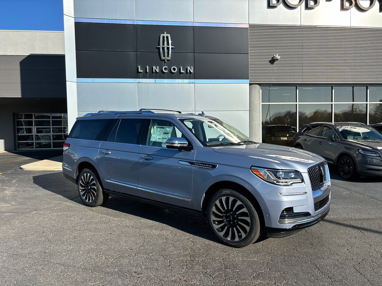 2024 Lincoln Navigator L Black Label 1