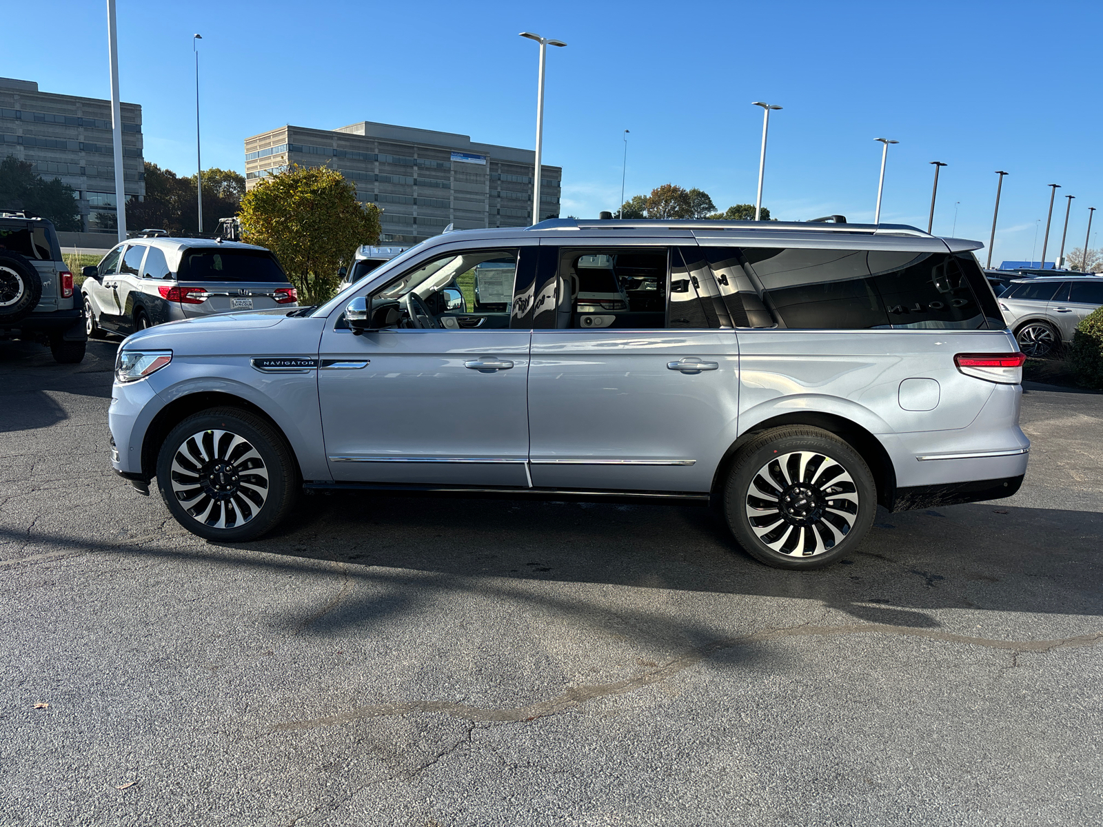 2024 Lincoln Navigator L Black Label 4