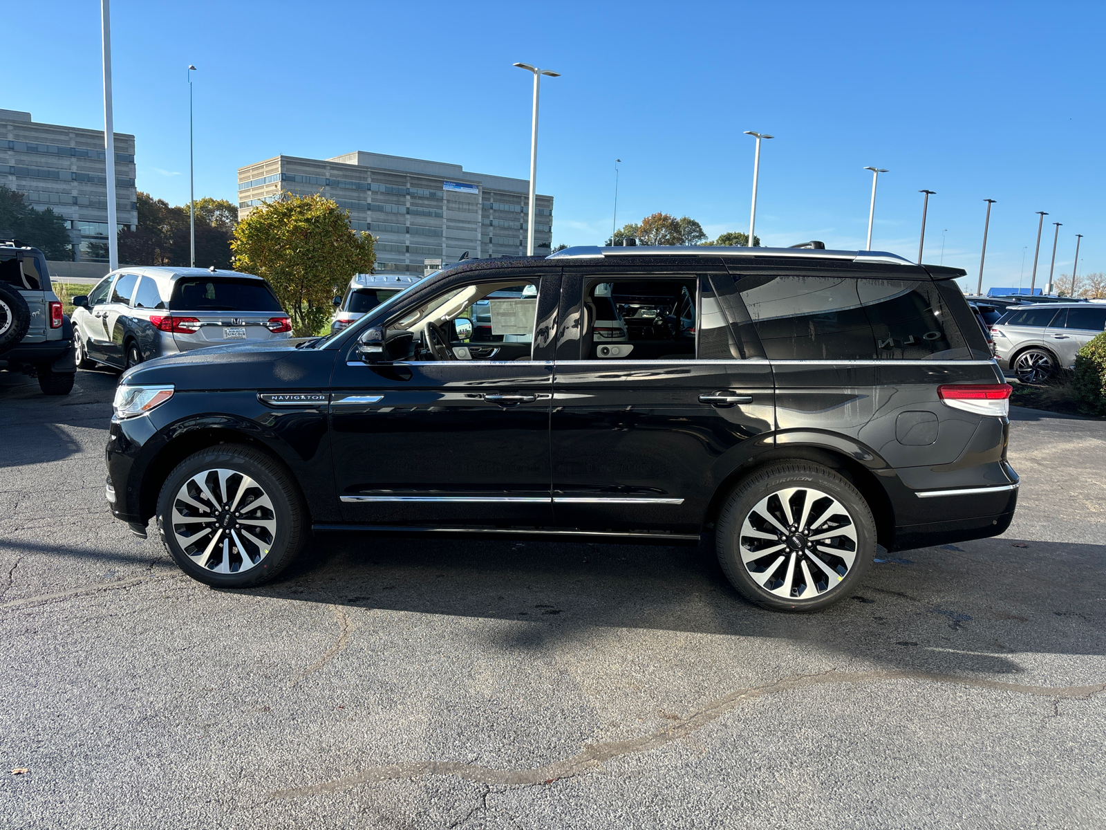 2024 Lincoln Navigator Reserve 4