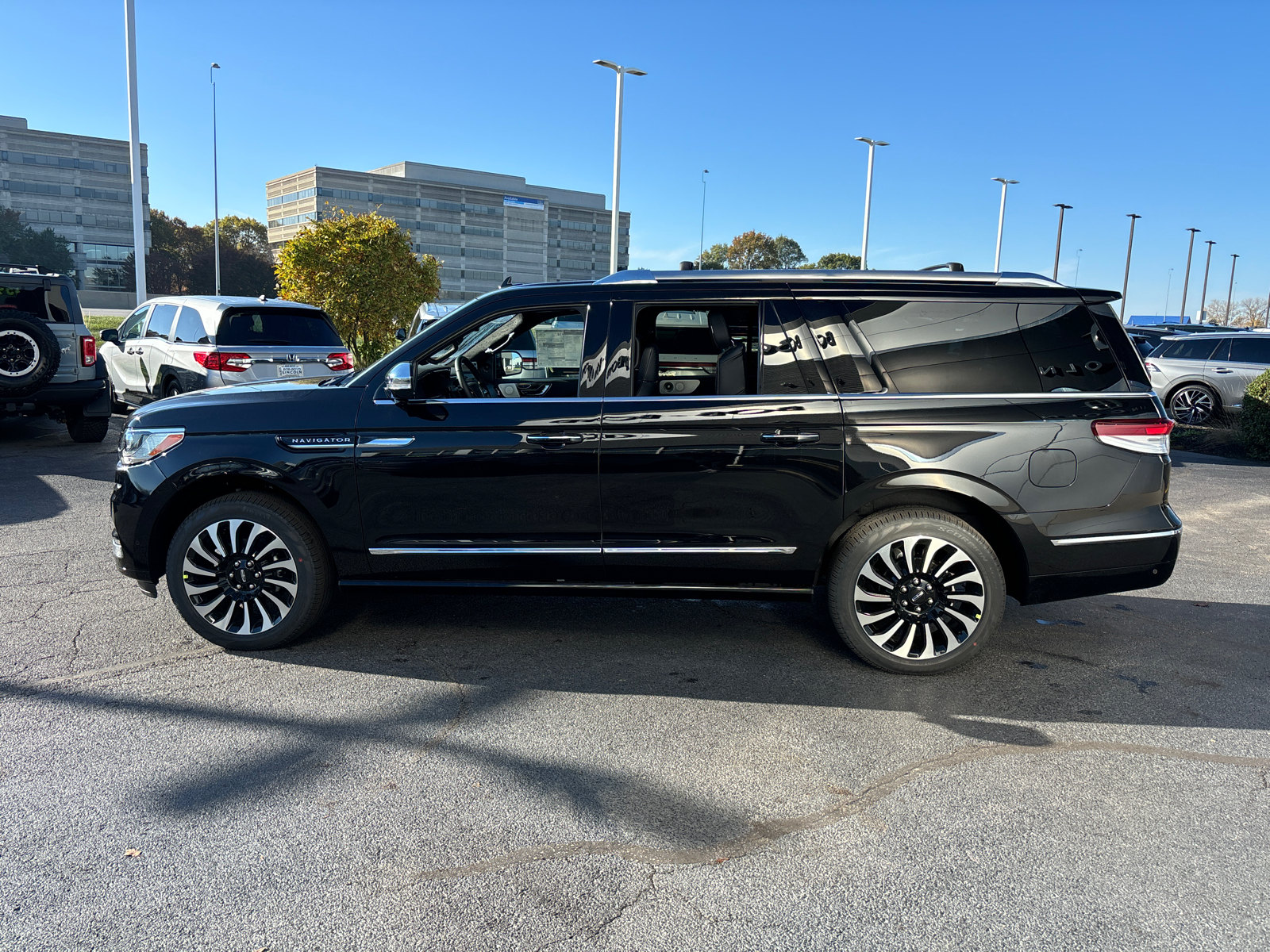 2024 Lincoln Navigator L Black Label 4