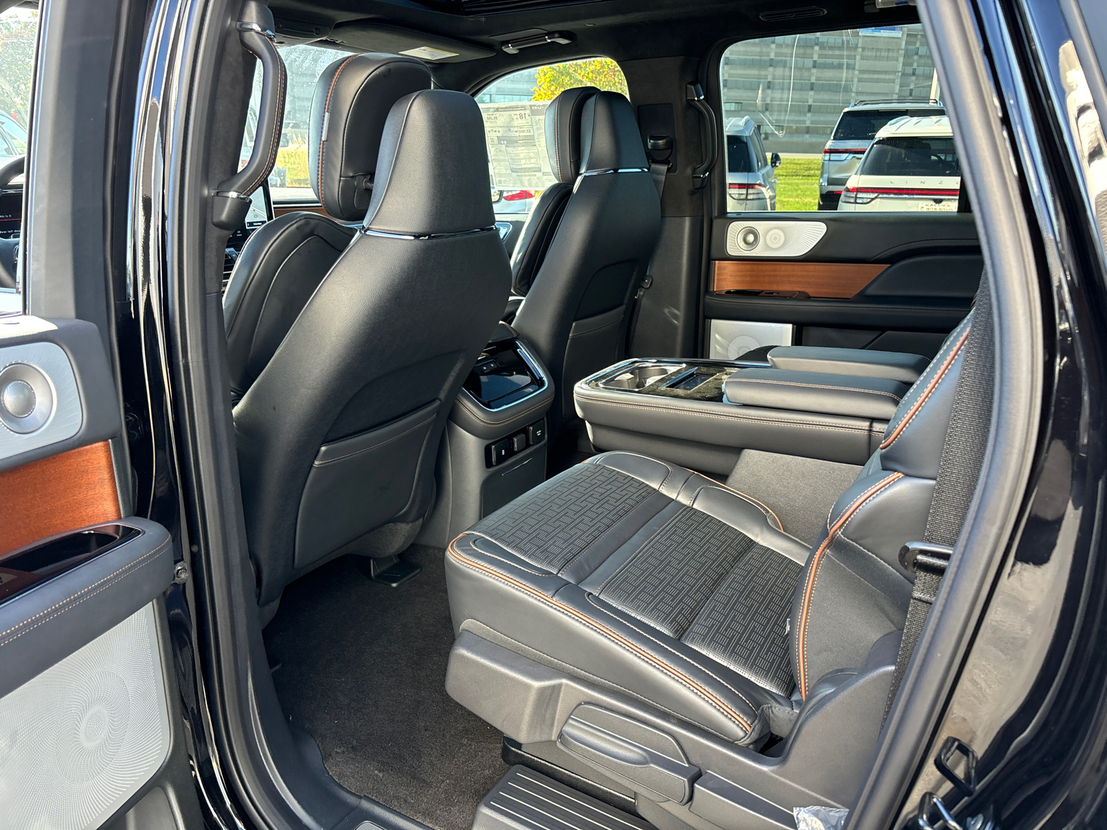 2024 Lincoln Navigator L Black Label 27