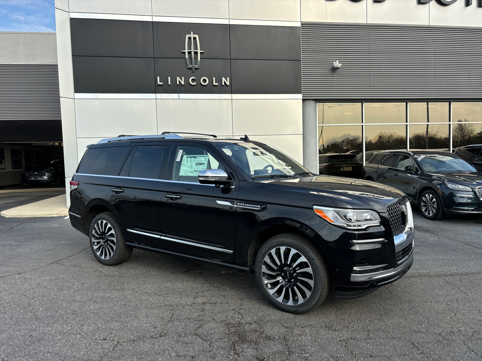 2024 Lincoln Navigator Black Label 1