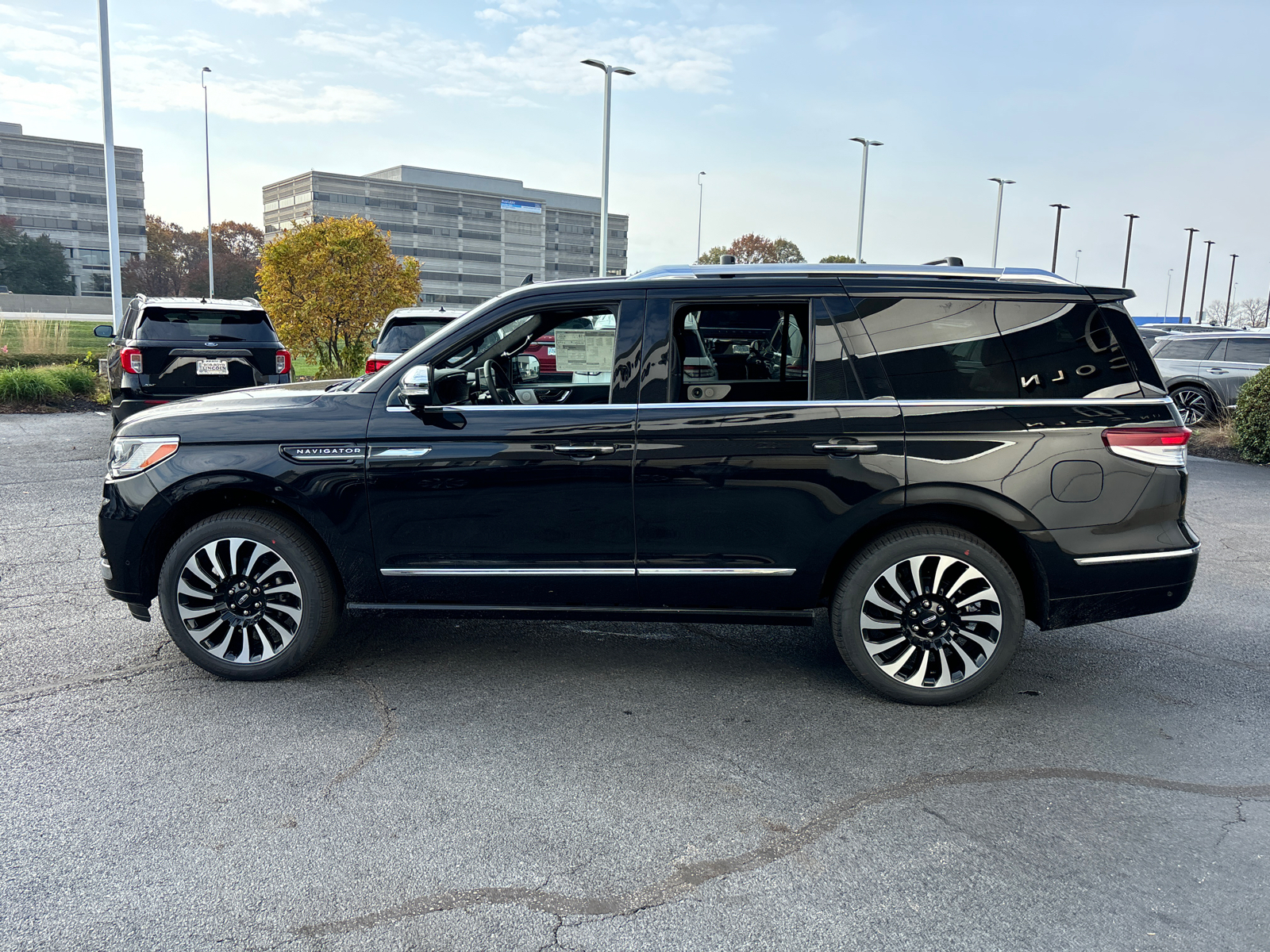 2024 Lincoln Navigator Black Label 4