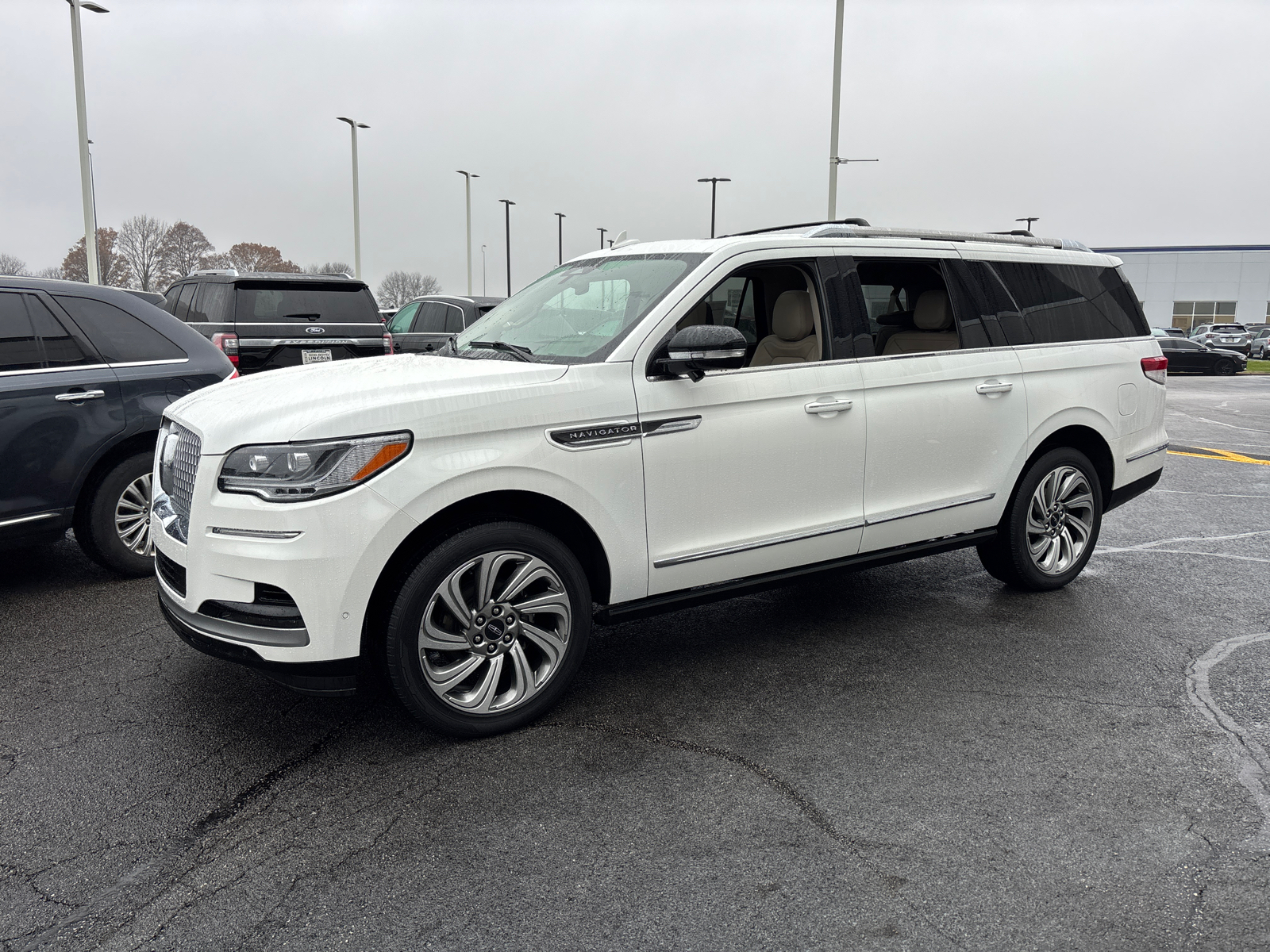 2023 Lincoln Navigator L Reserve 3