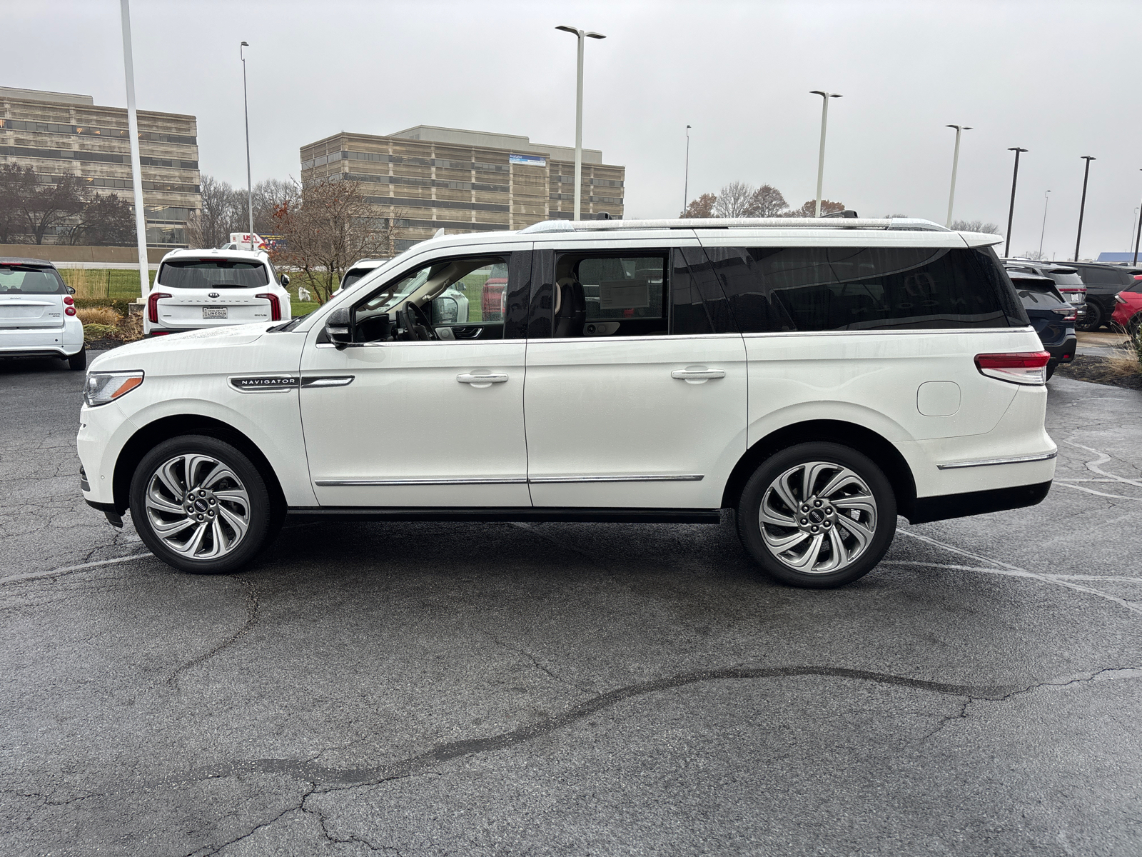 2023 Lincoln Navigator L Reserve 4