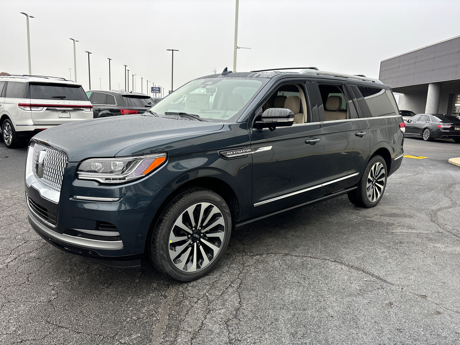 2024 Lincoln Navigator L Reserve 3