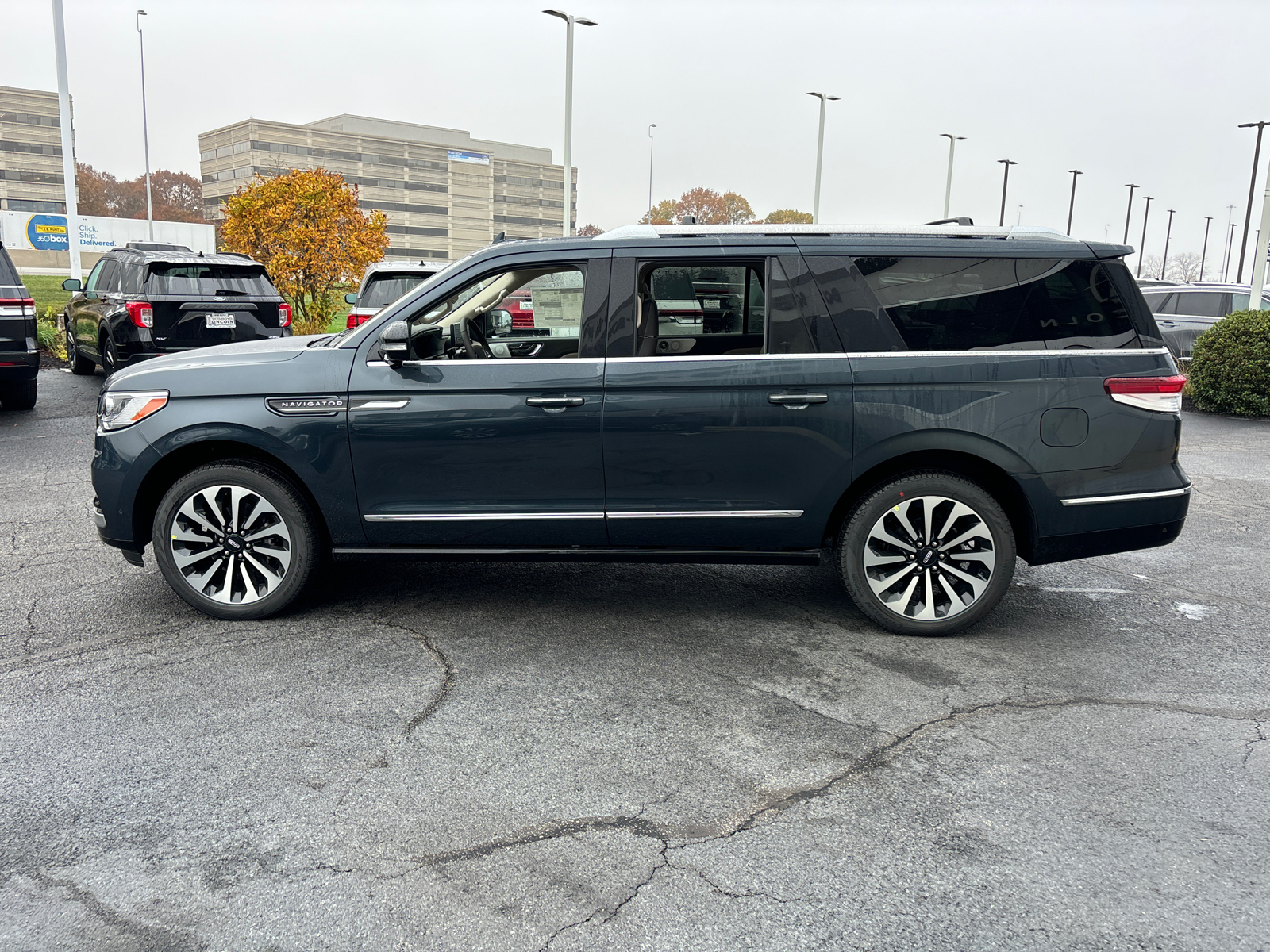 2024 Lincoln Navigator L Reserve 4