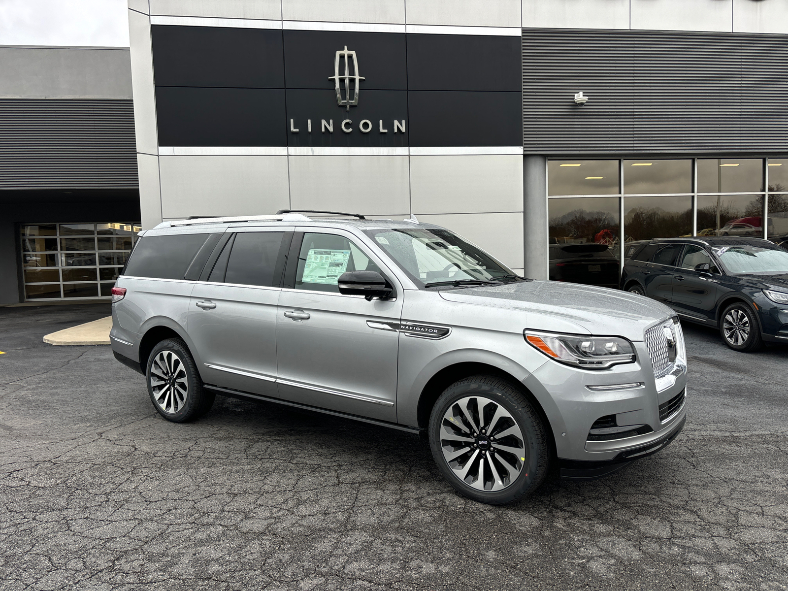 2024 Lincoln Navigator L Reserve 1