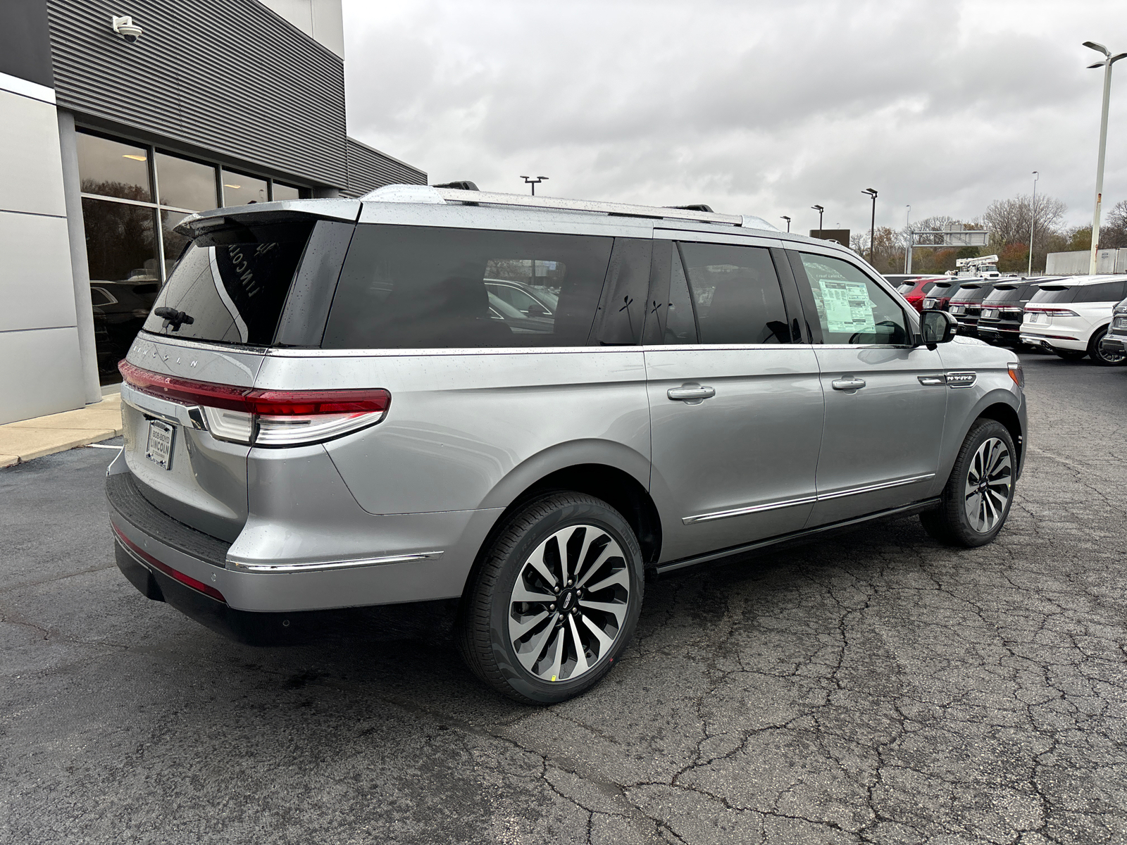 2024 Lincoln Navigator L Reserve 7