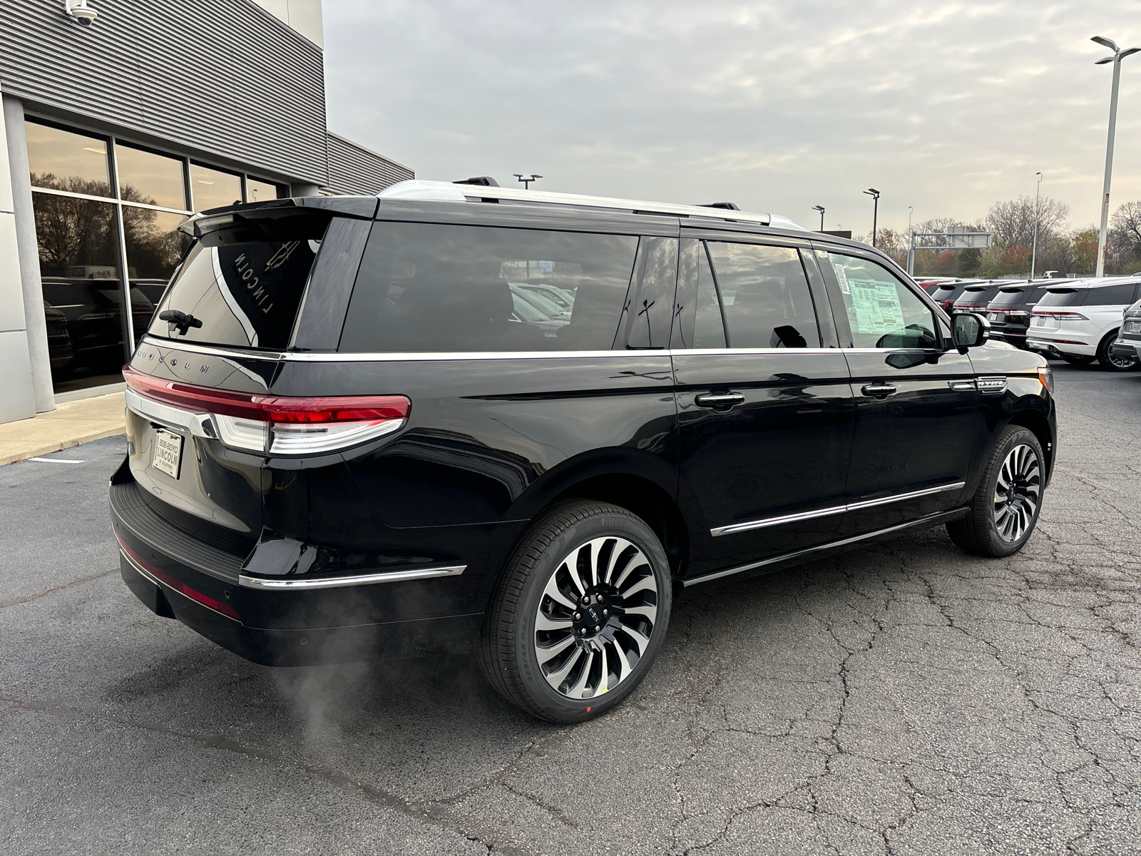 2024 Lincoln Navigator L Black Label 7