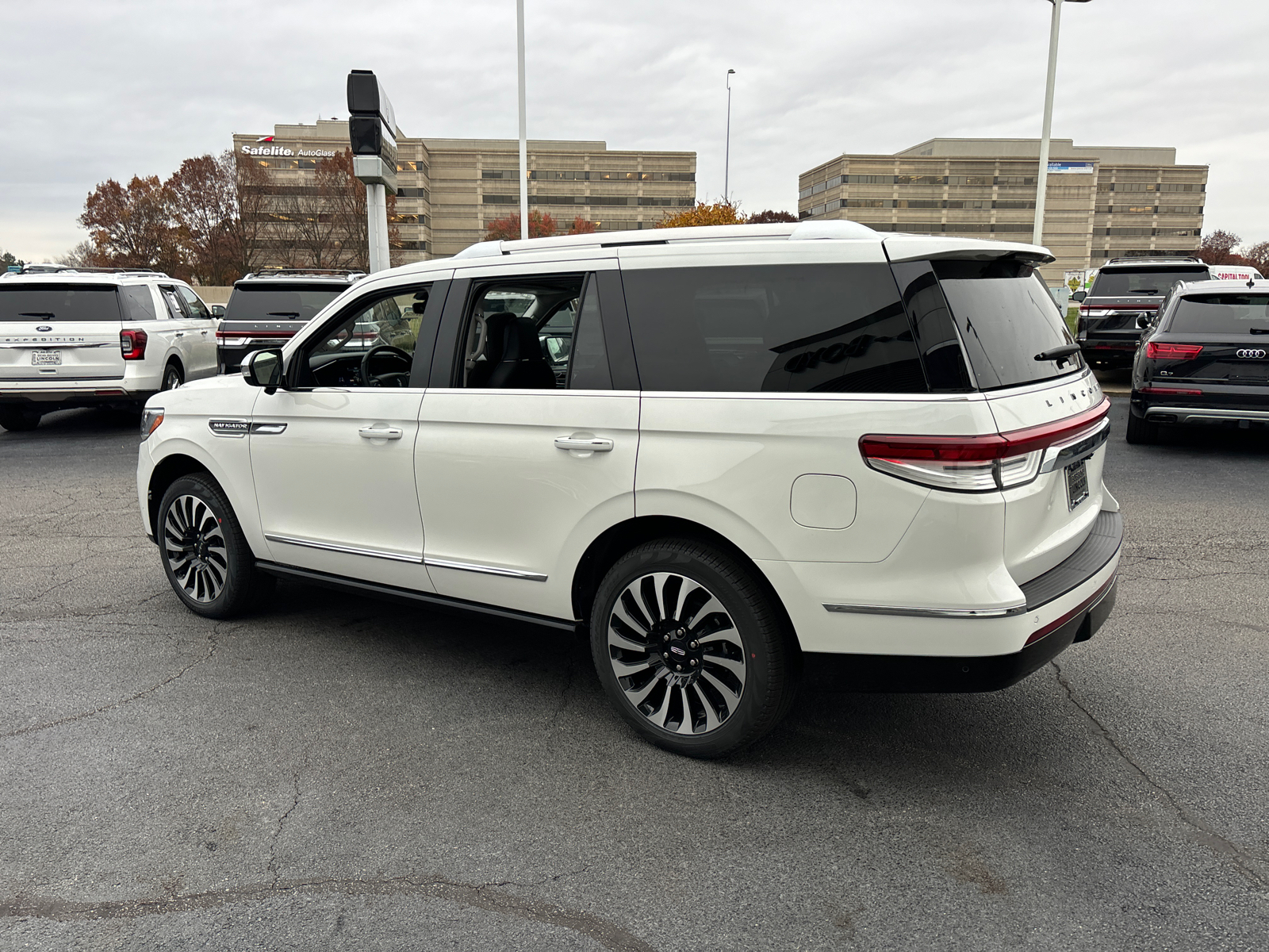 2024 Lincoln Navigator Black Label 5