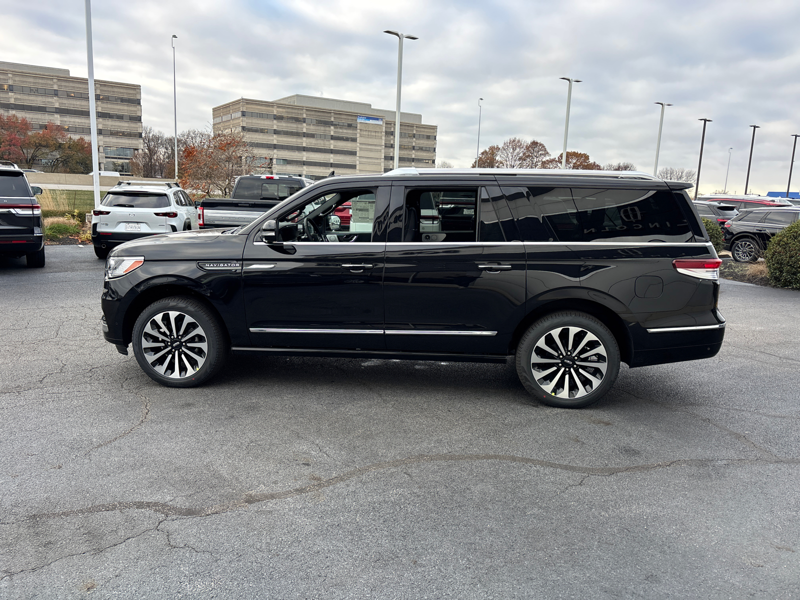 2024 Lincoln Navigator L Reserve 4