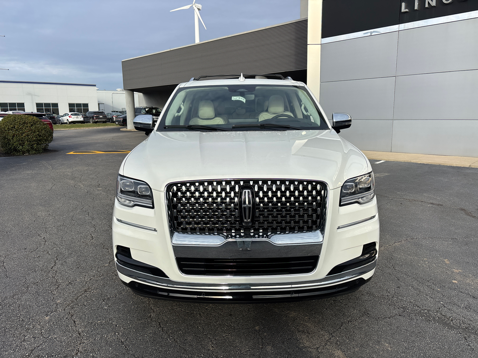 2024 Lincoln Navigator Black Label 2