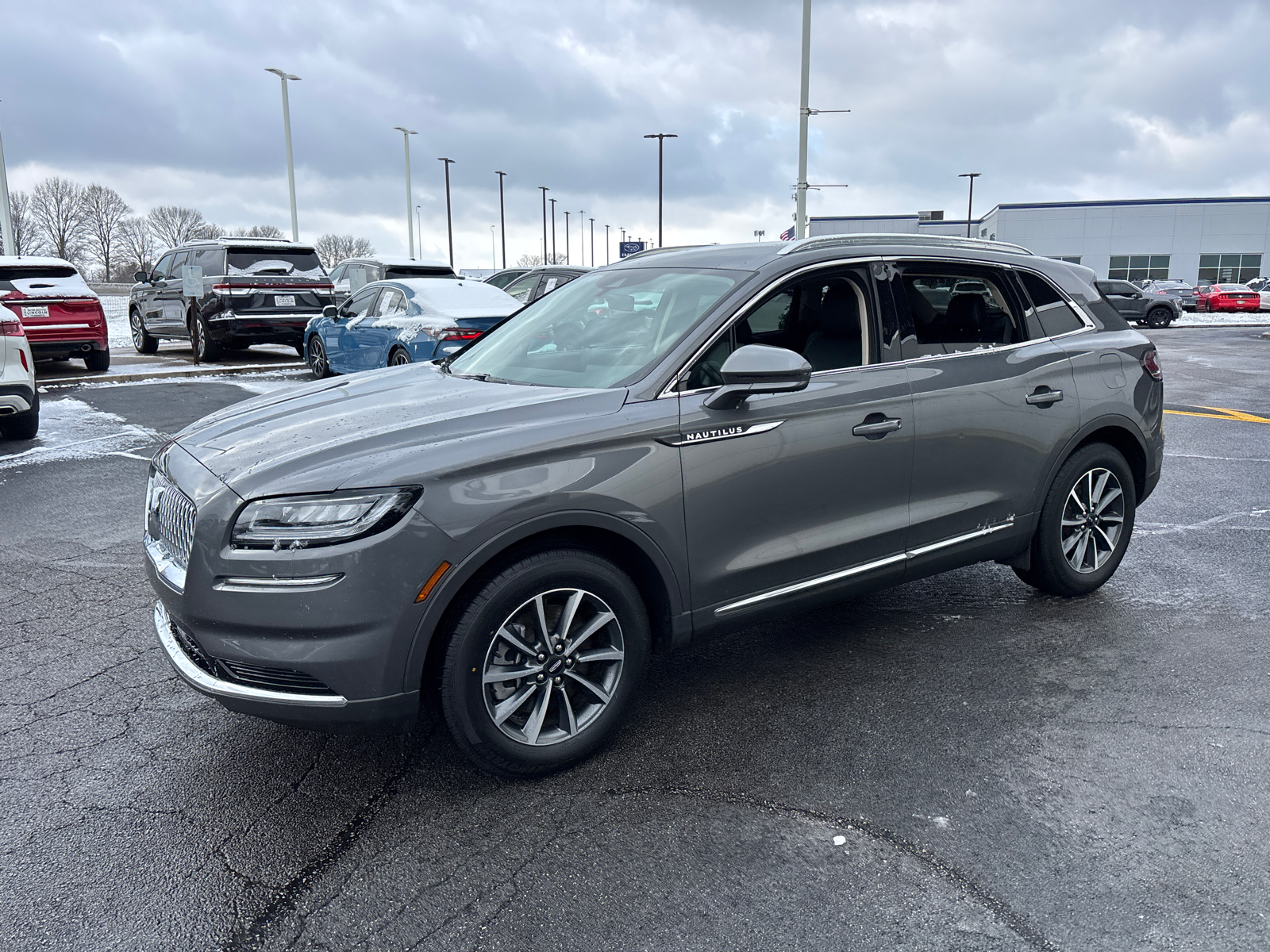 2021 Lincoln Nautilus Standard 3