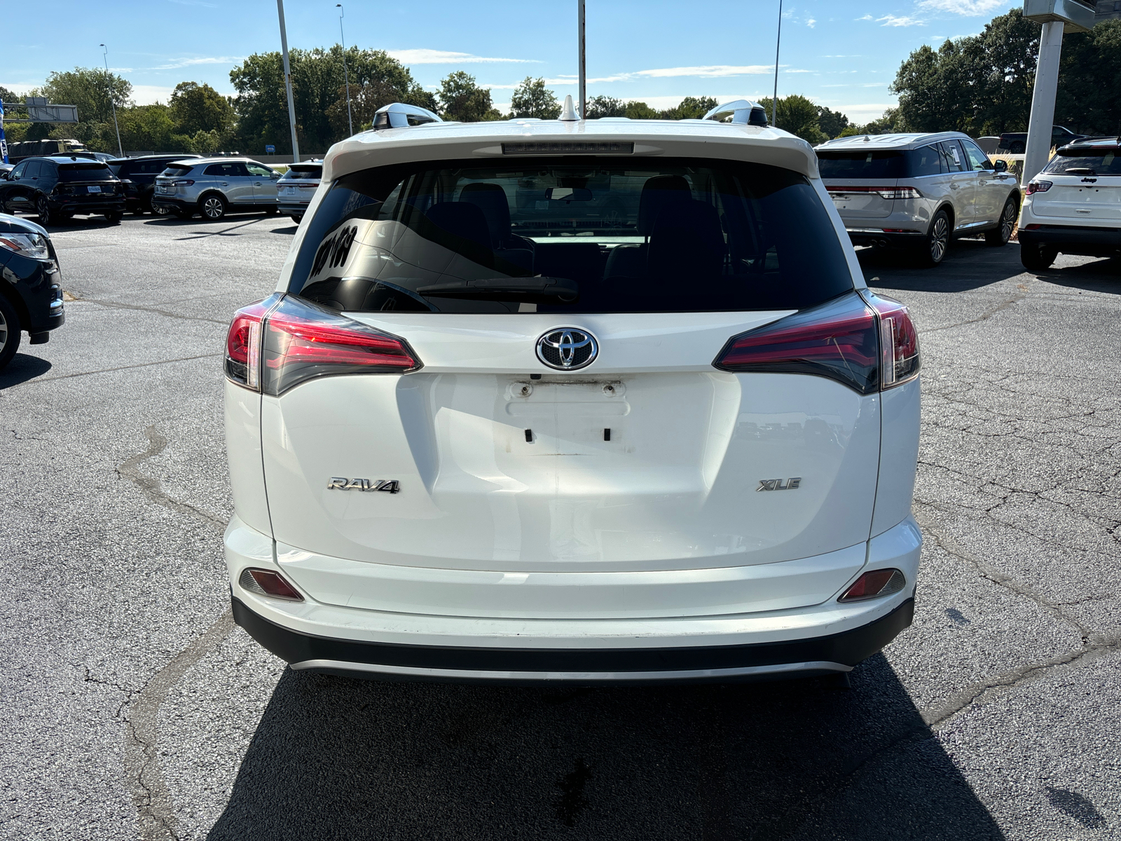 2017 Toyota RAV4 XLE 6