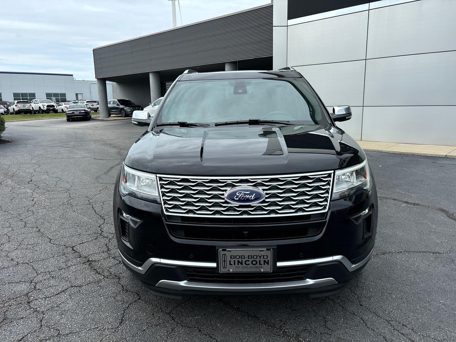 2019 Ford Explorer Platinum 2