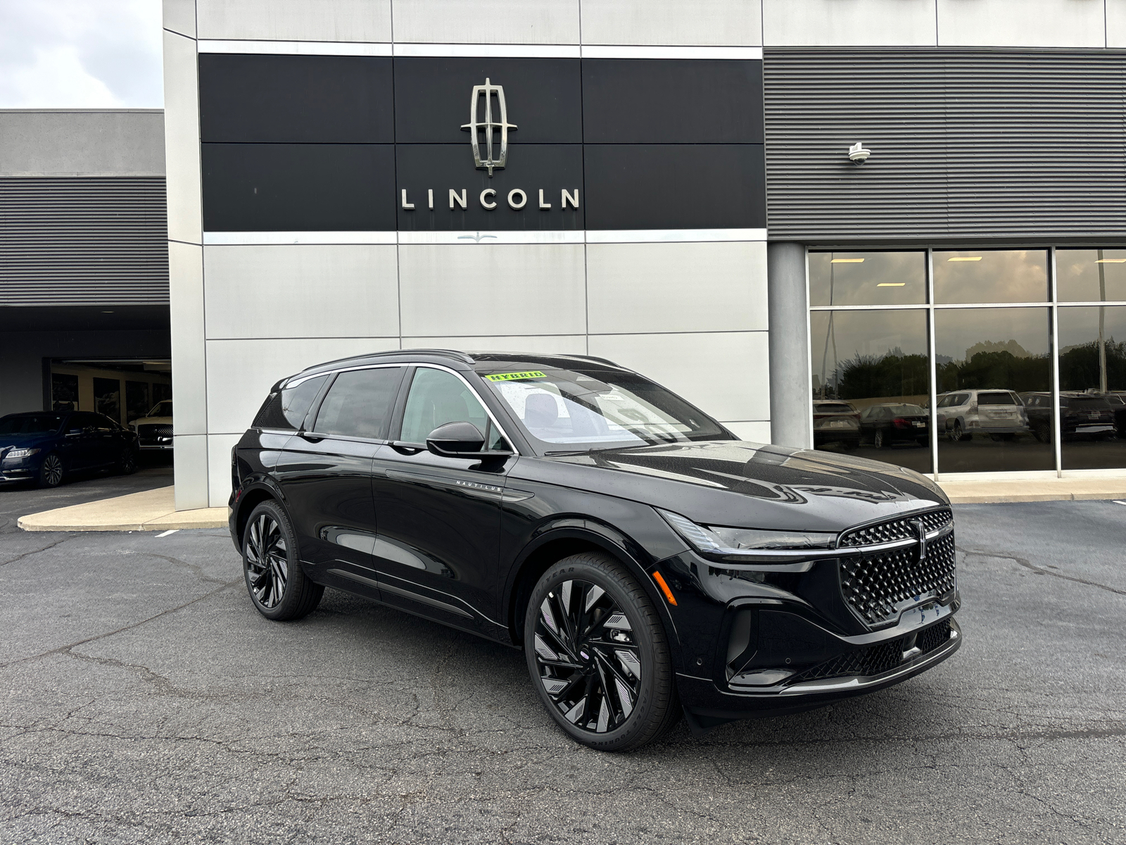 2024 Lincoln Nautilus Black Label 1