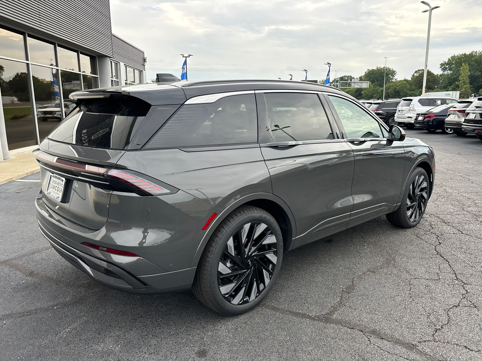 2024 Lincoln Nautilus Black Label 7