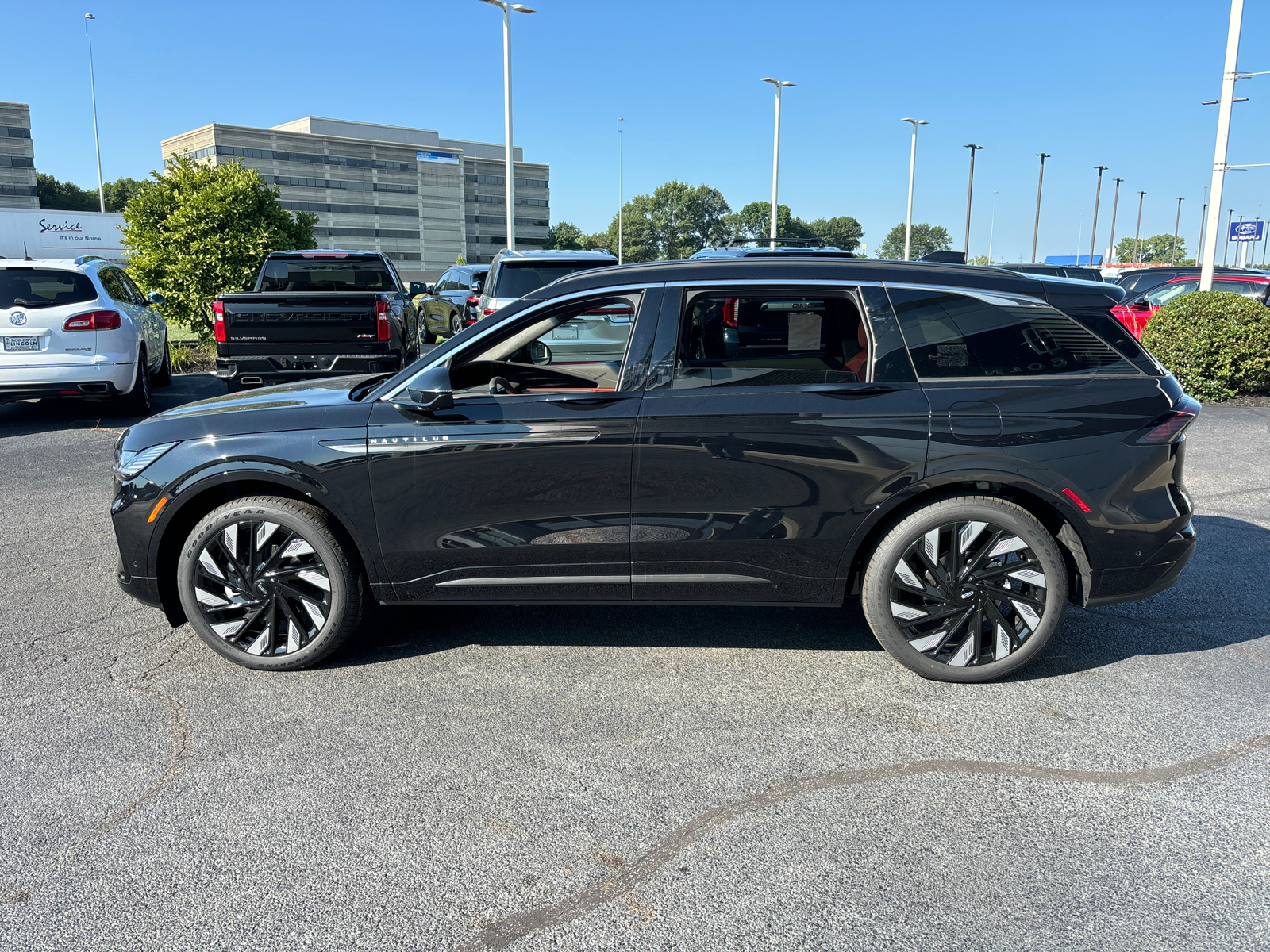 2024 Lincoln Nautilus Black Label 4