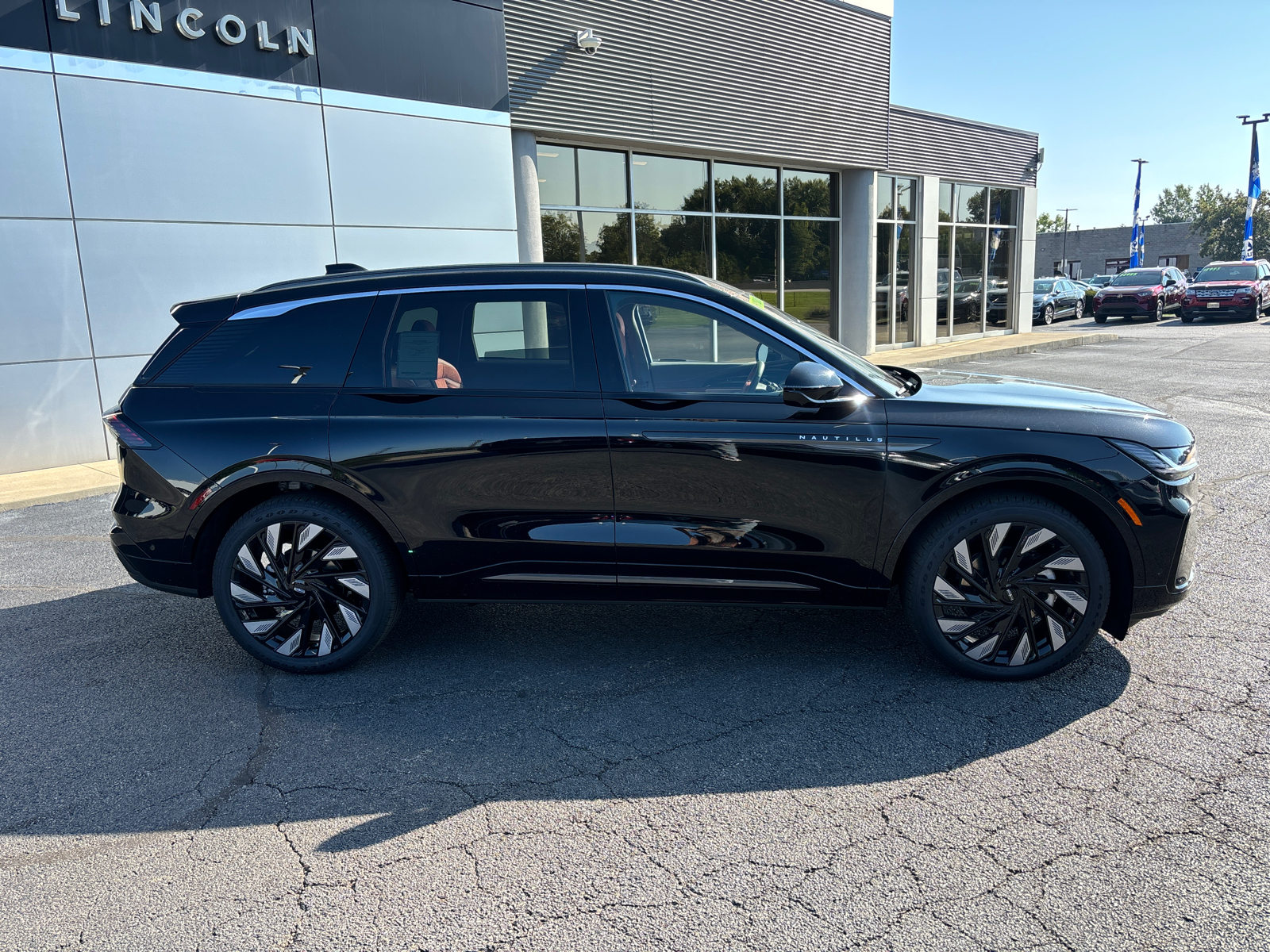 2024 Lincoln Nautilus Black Label 8