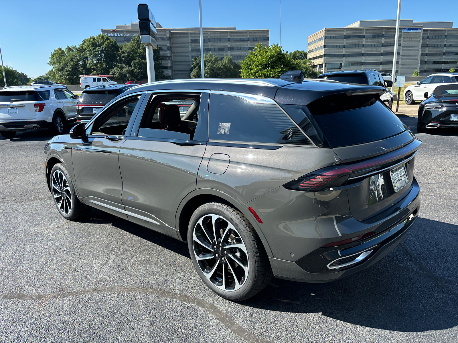 2024 Lincoln Nautilus Black Label 5