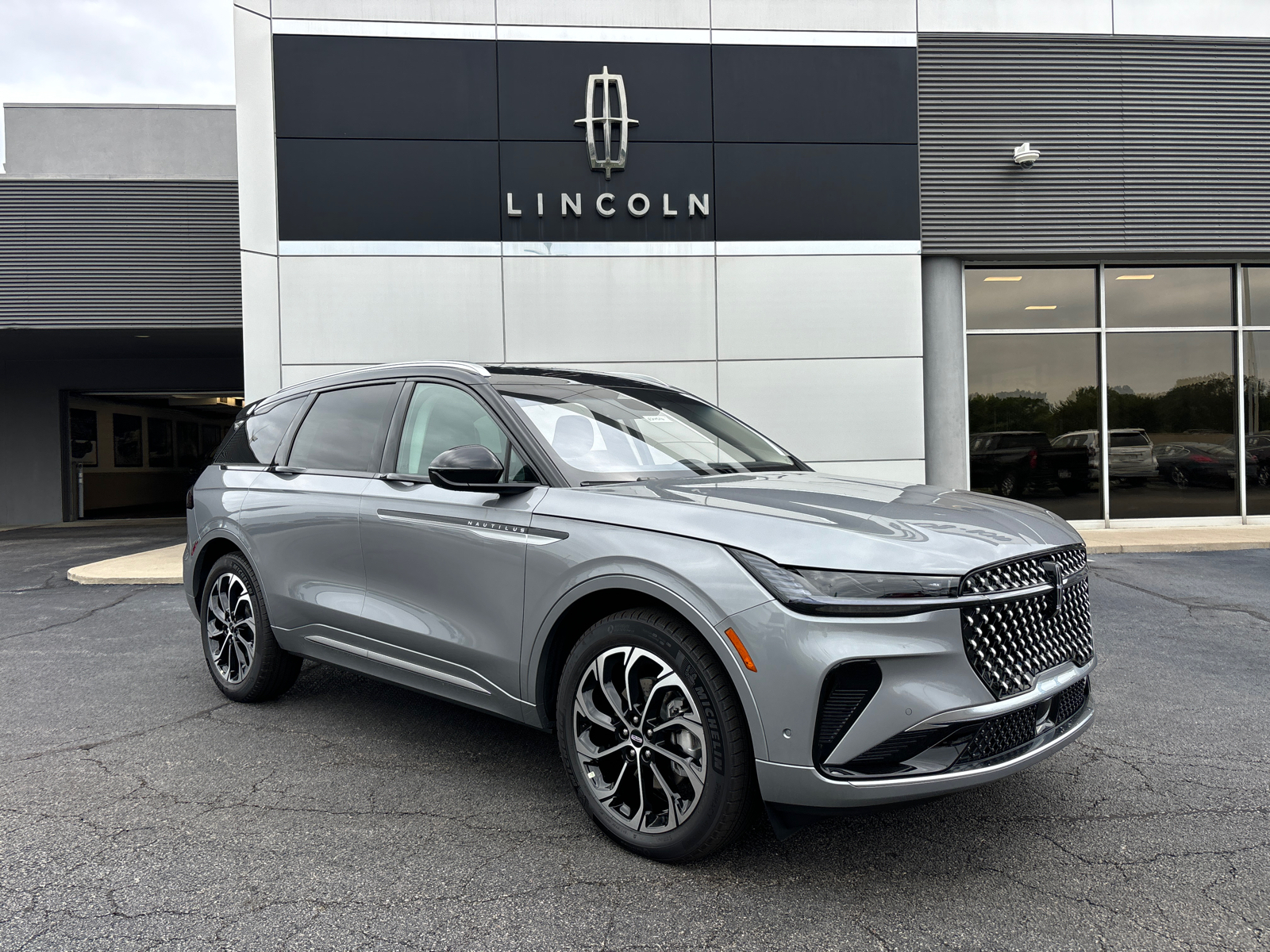 2024 Lincoln Nautilus Reserve 1