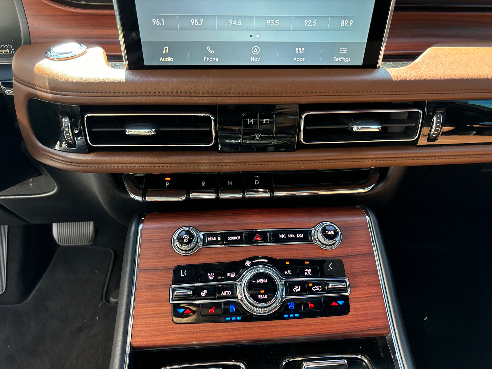 2020 Lincoln Aviator Reserve 24