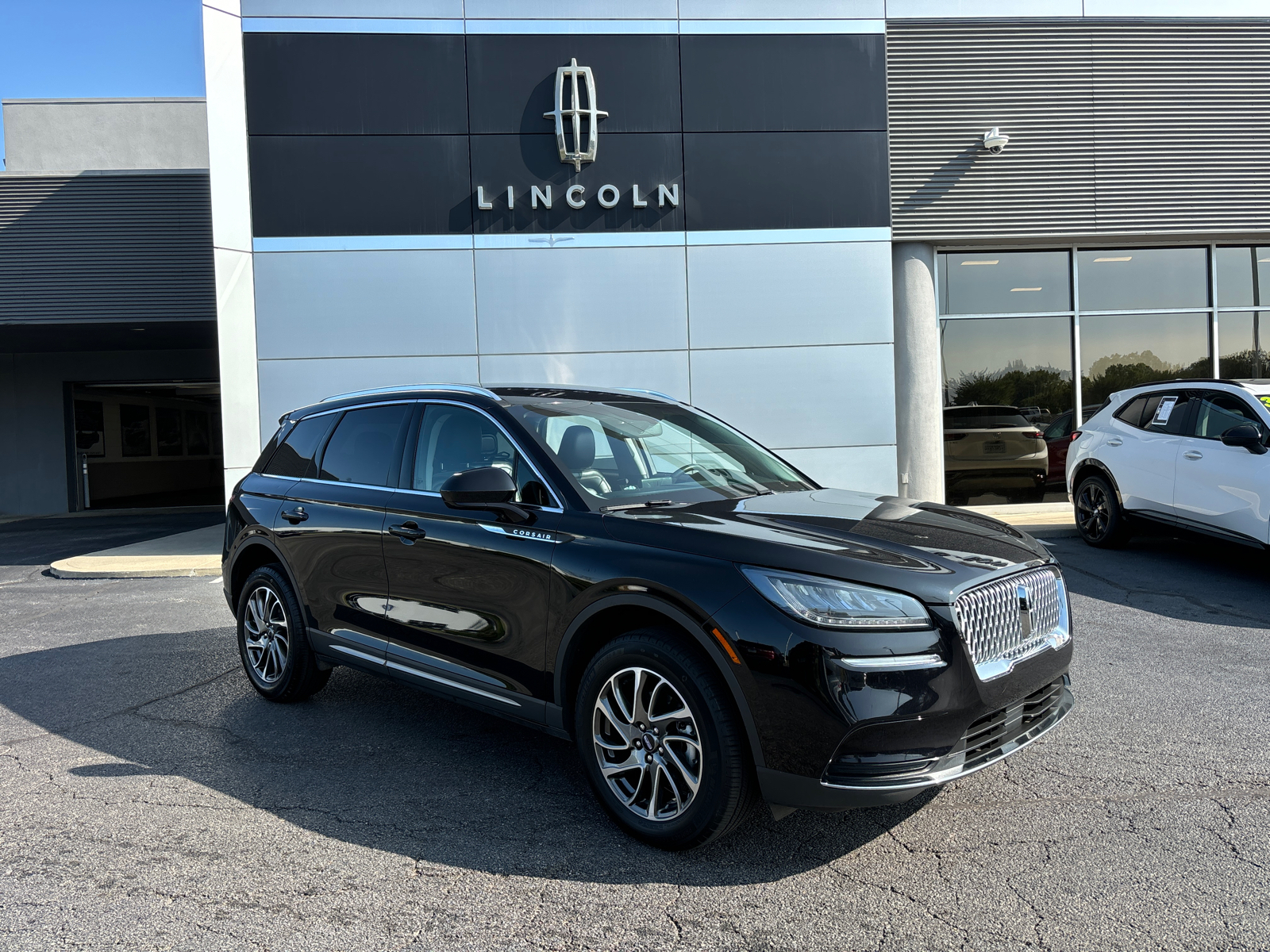 2021 Lincoln Corsair Standard 1