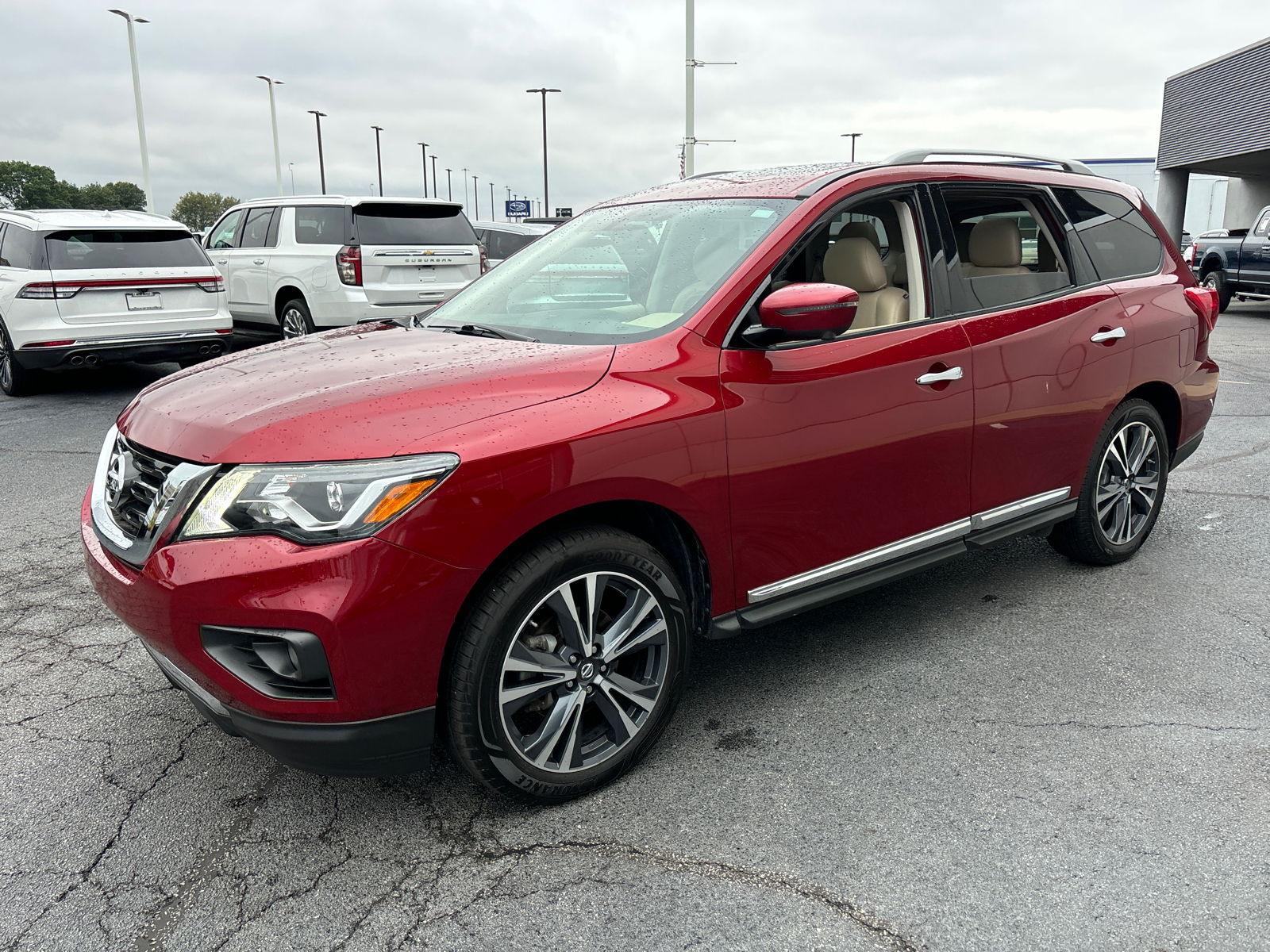 2019 Nissan Pathfinder Platinum 3