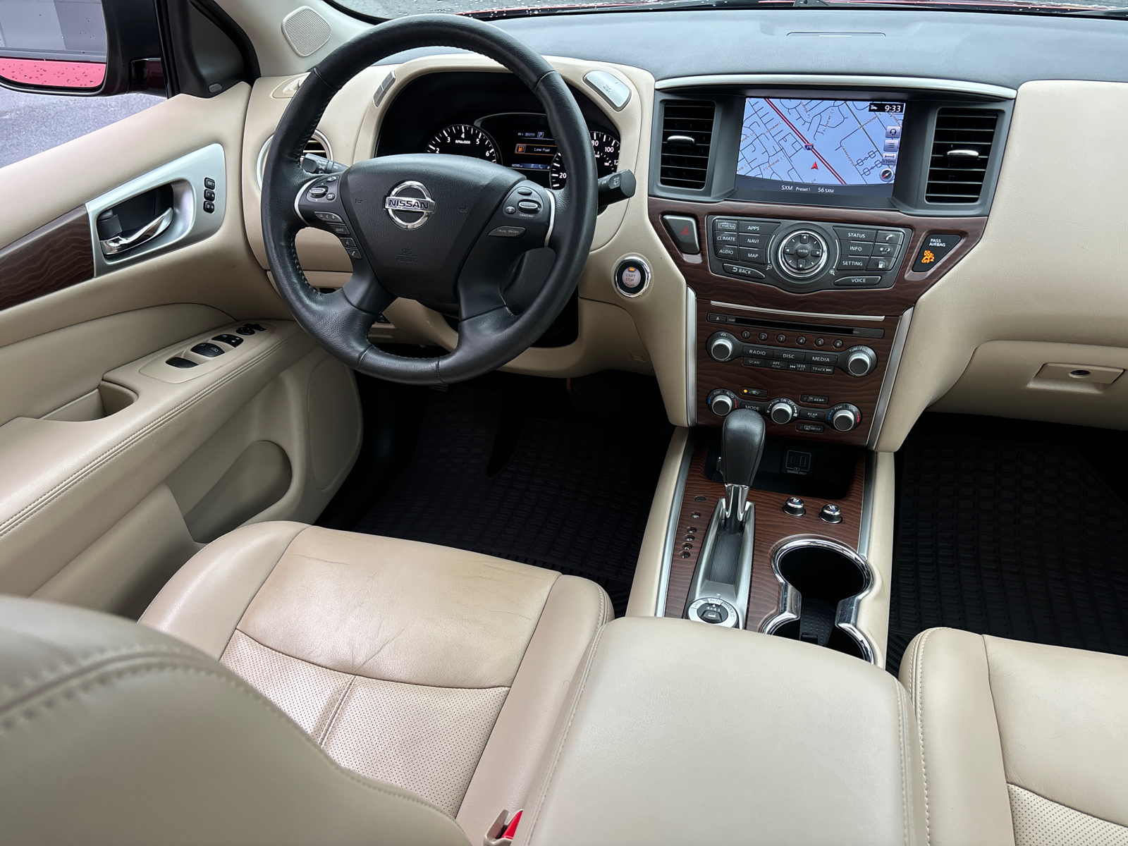 2019 Nissan Pathfinder Platinum 32