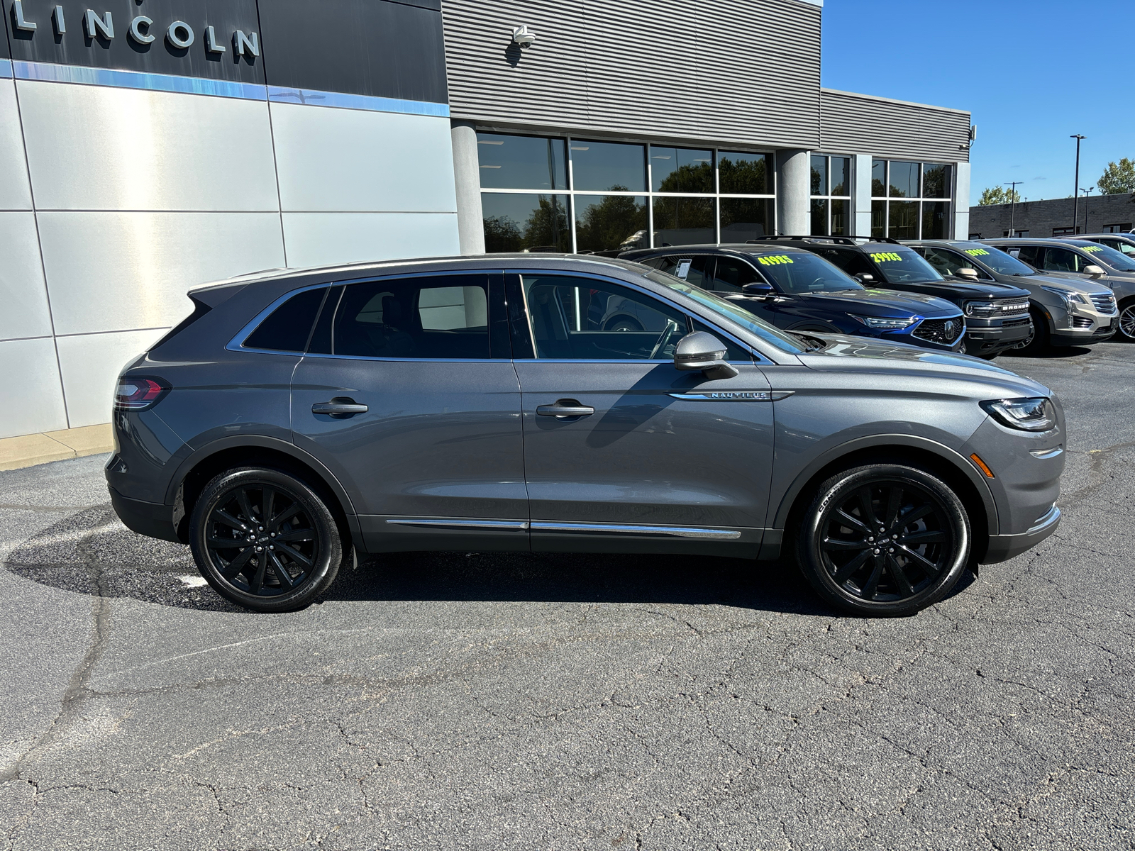 2021 Lincoln Nautilus Reserve 8