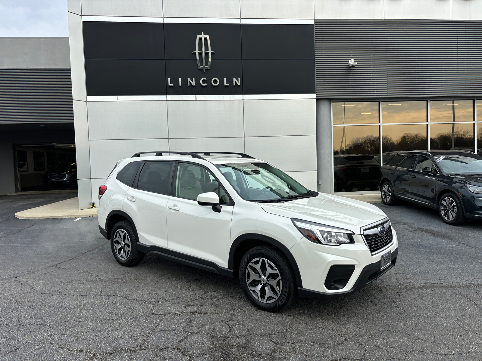 2020 Subaru Forester Premium 1