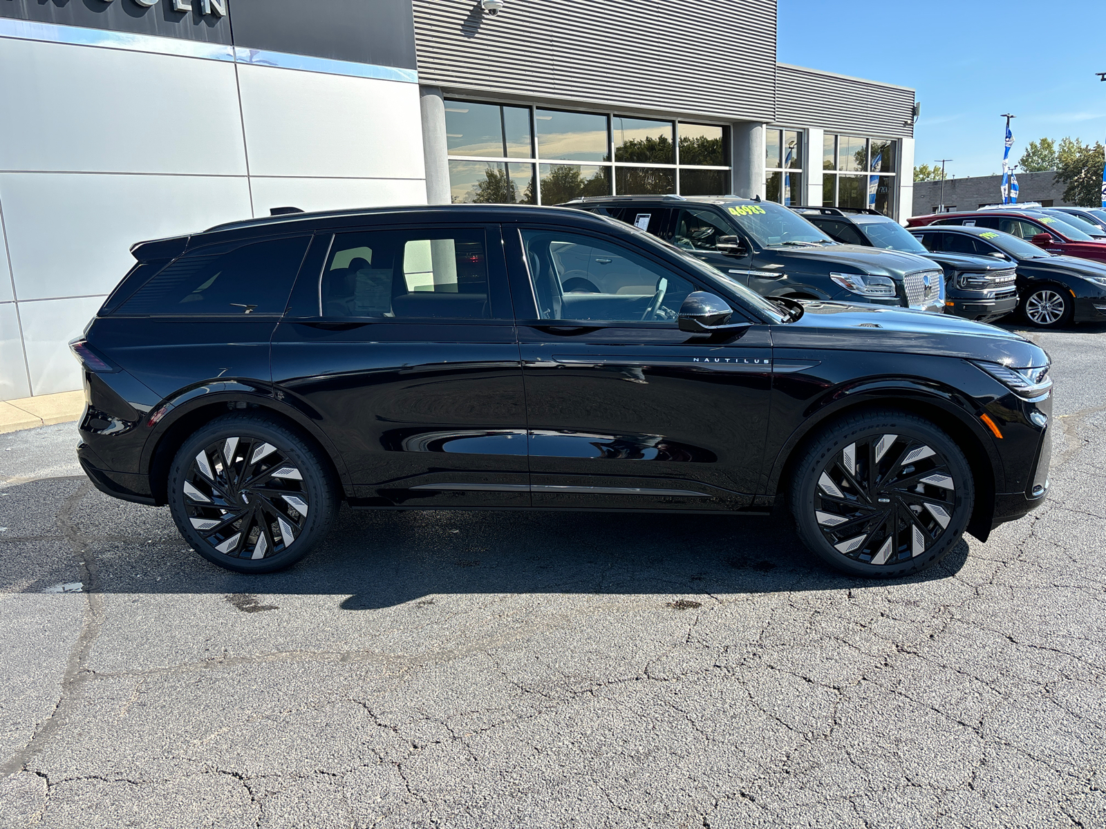 2024 Lincoln Nautilus Reserve 8