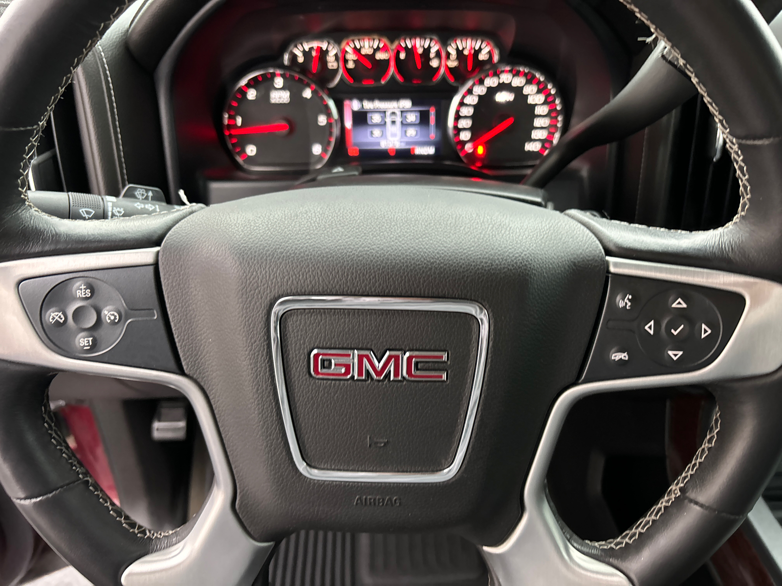 2016 GMC Sierra 1500 SLT 16