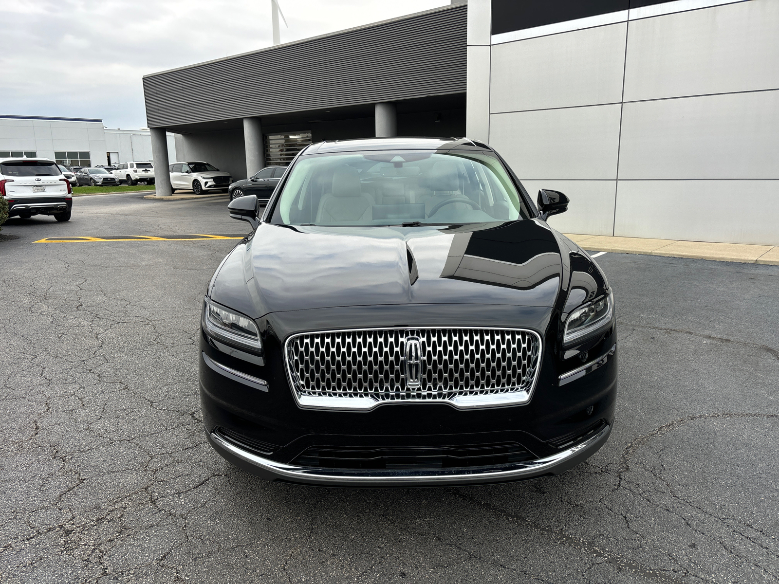 2022 Lincoln Nautilus Reserve 2