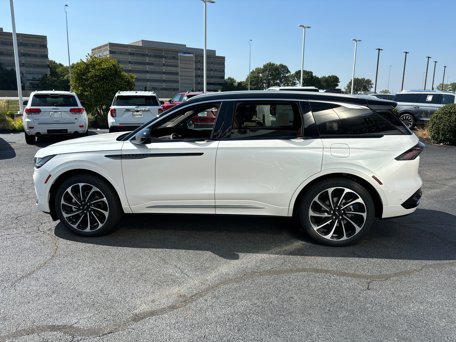 2024 Lincoln Nautilus Black Label 4