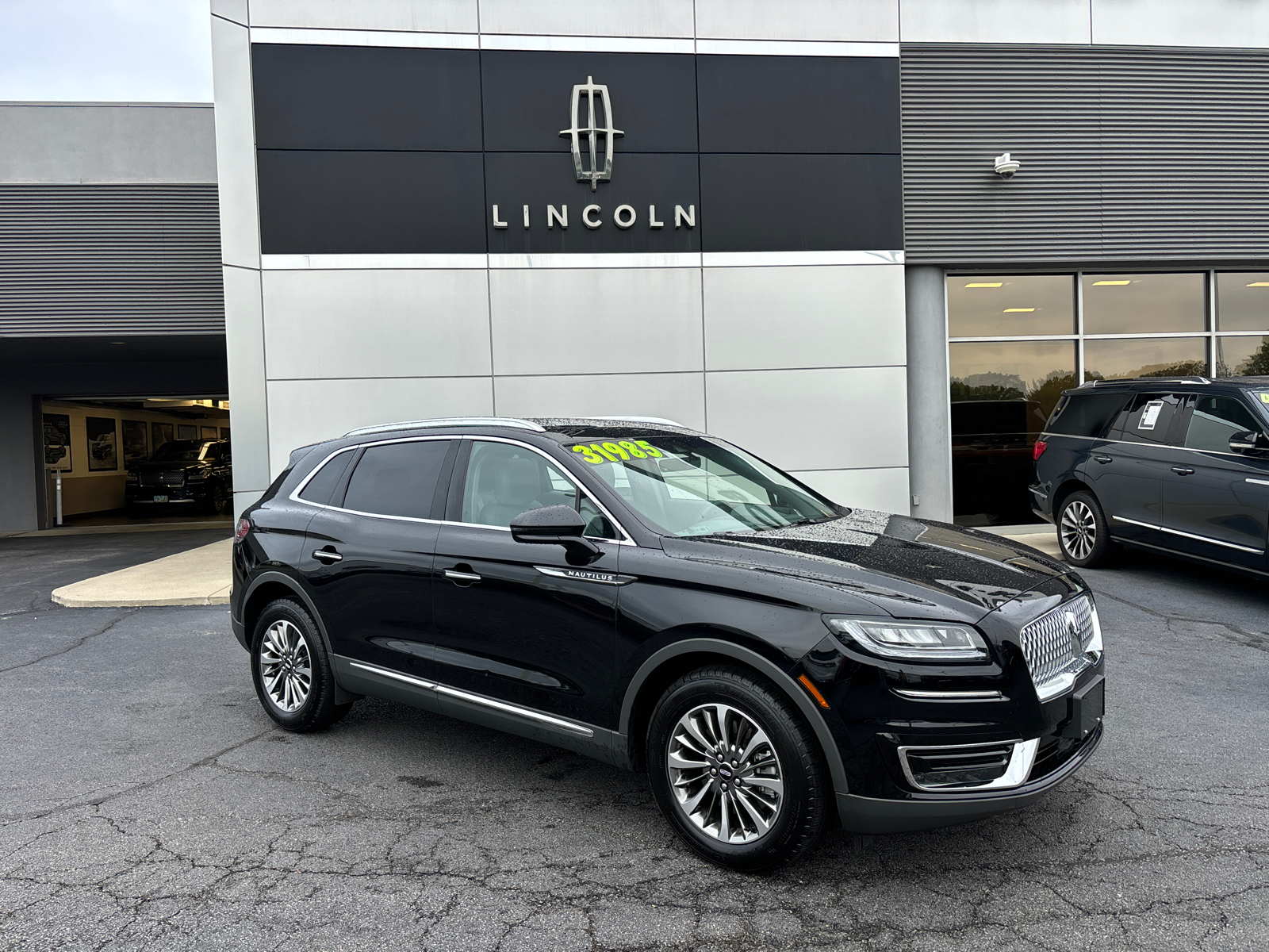 2020 Lincoln Nautilus Reserve 1