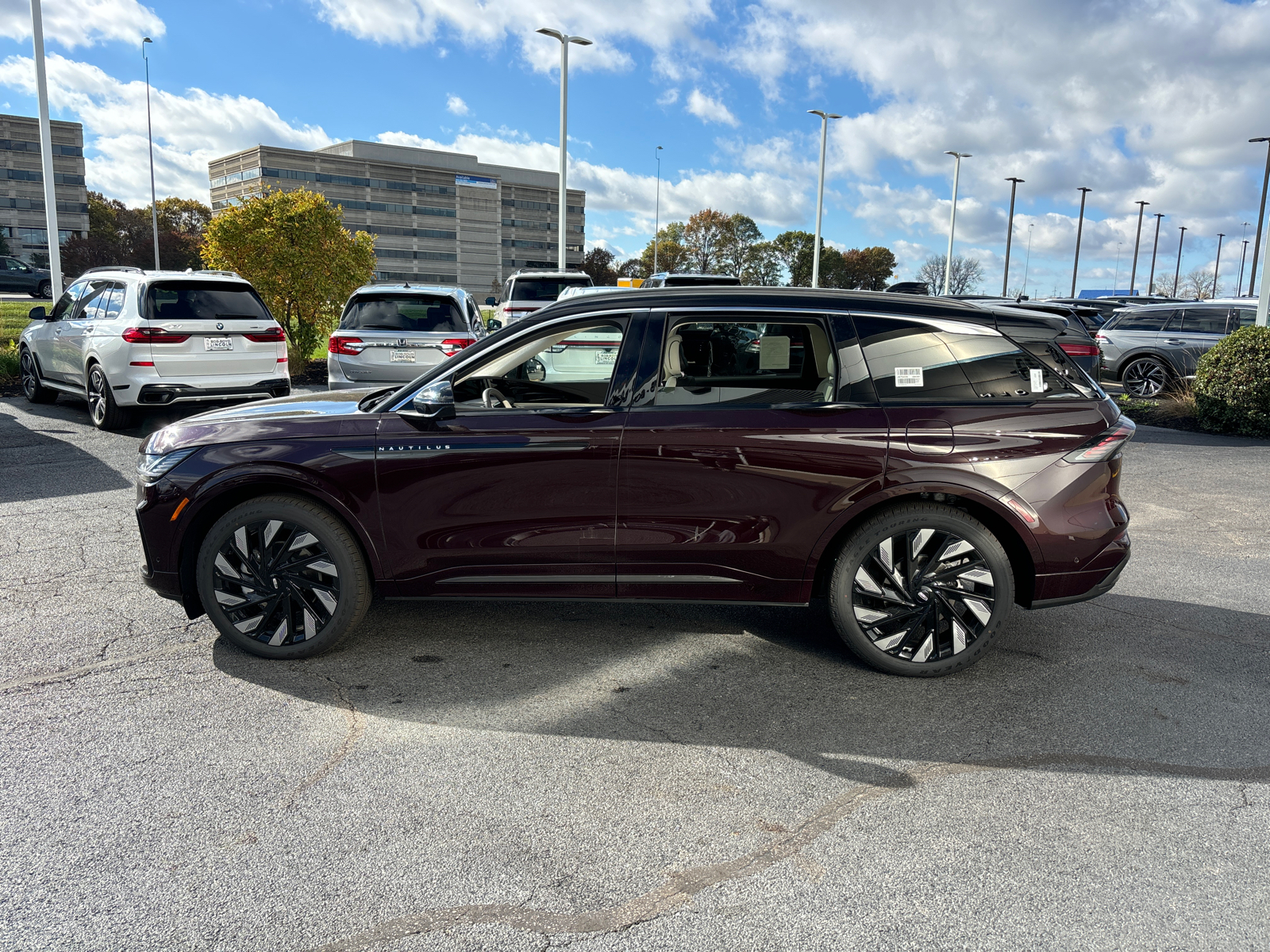 2024 Lincoln Nautilus Black Label 4