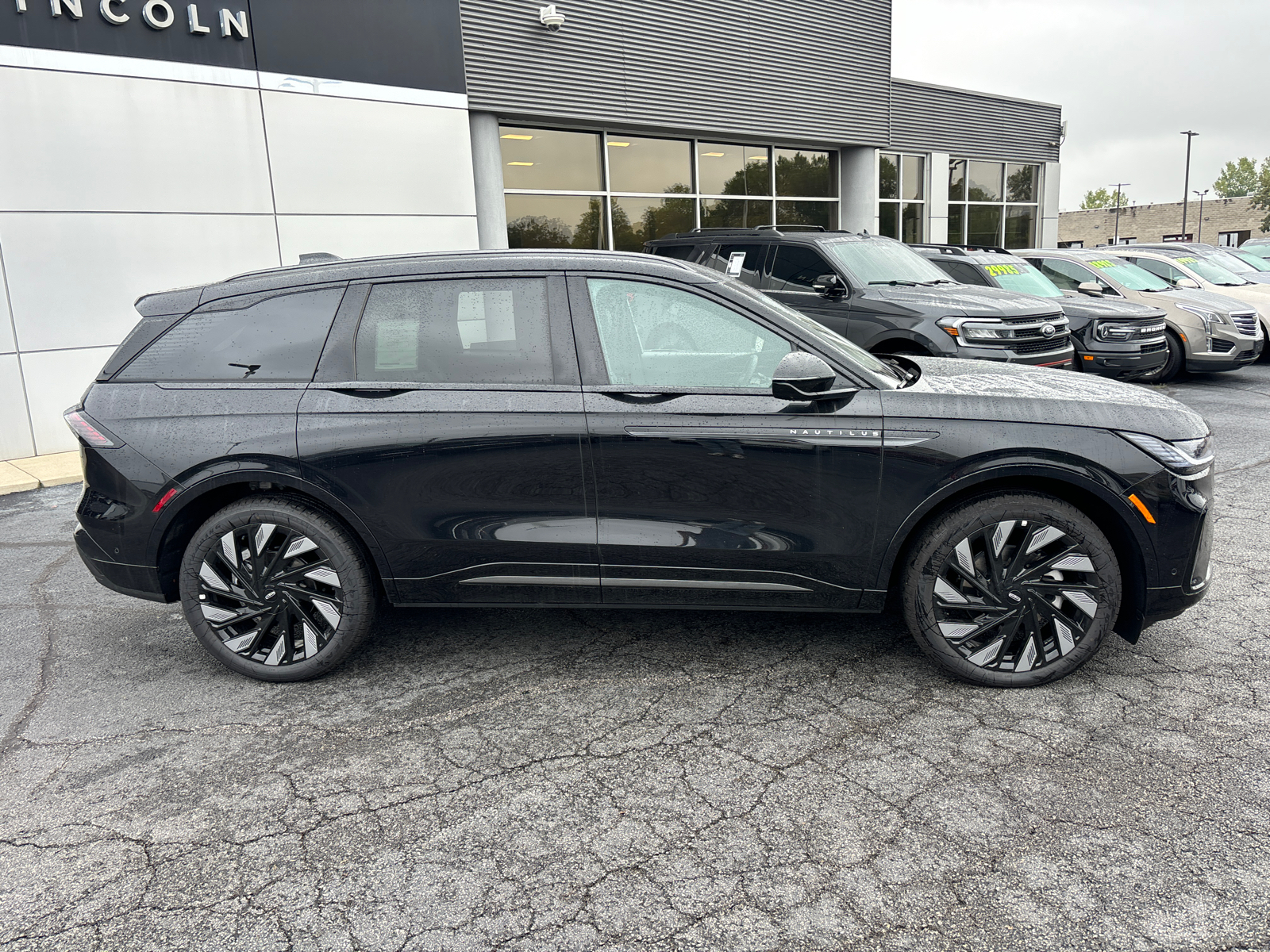 2024 Lincoln Nautilus Reserve 8