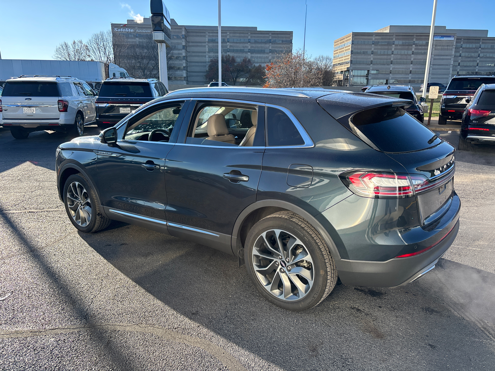 2021 Lincoln Nautilus Reserve 5